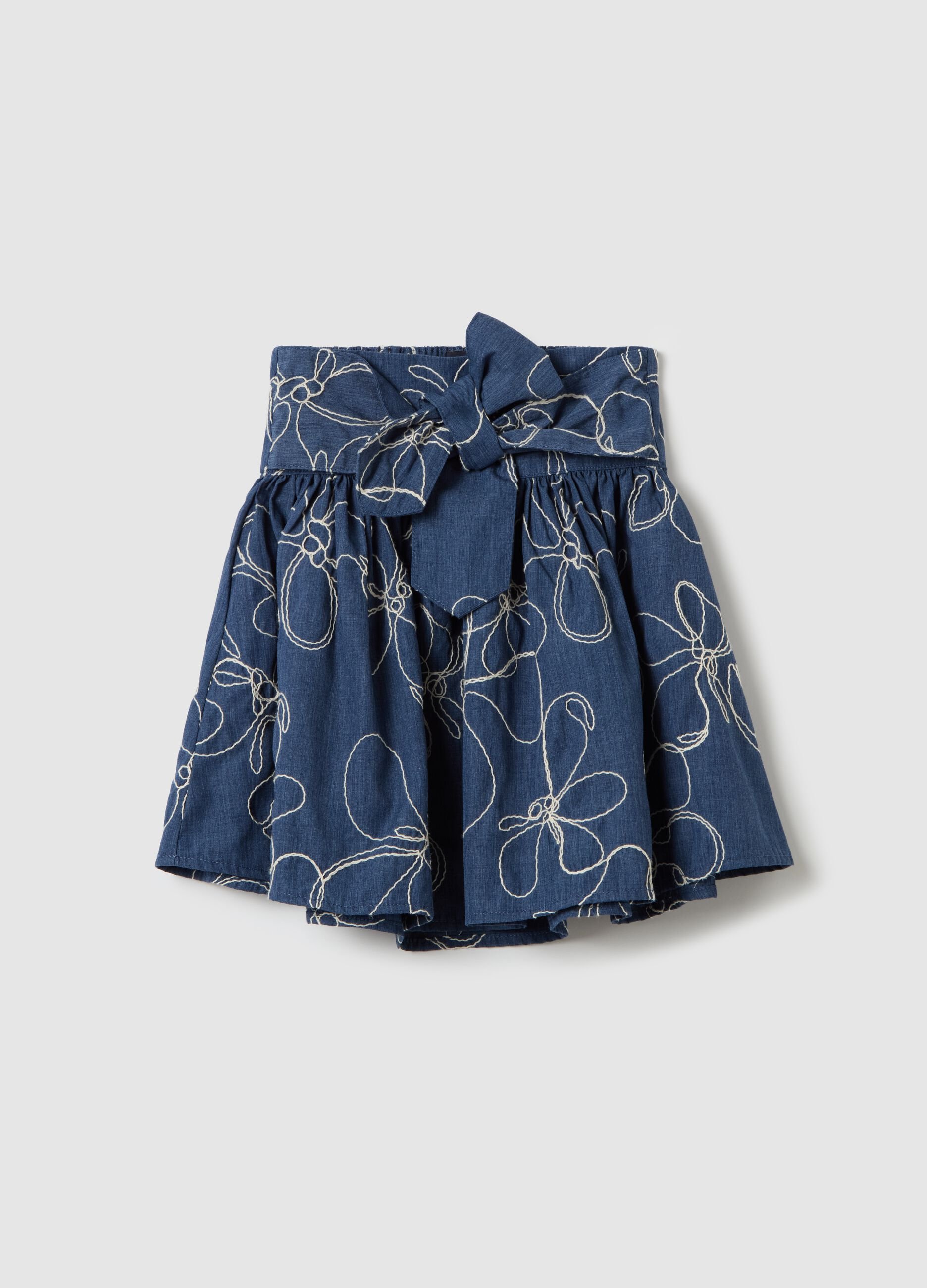 Gonna in denim con cintura e ricamo fiori 