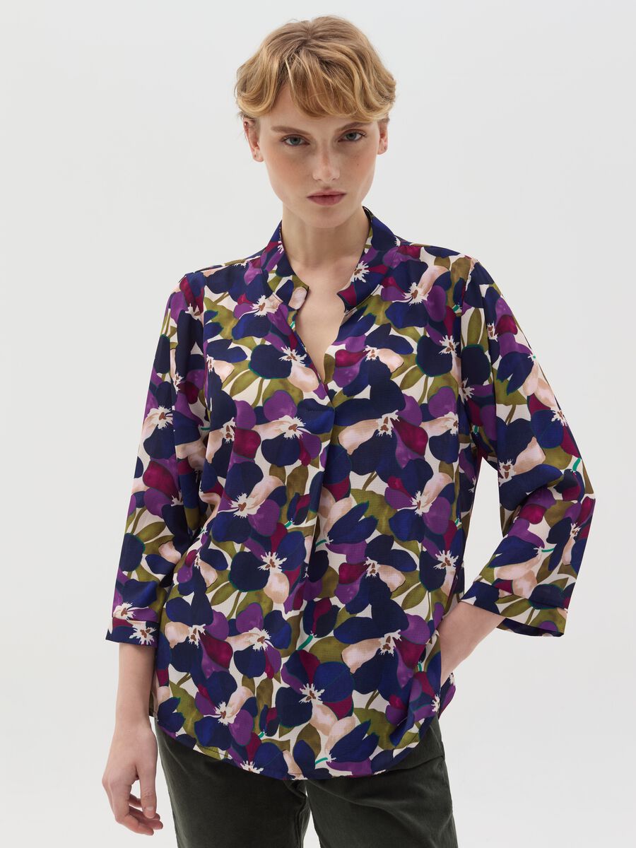 Blouse with floral pattern_0