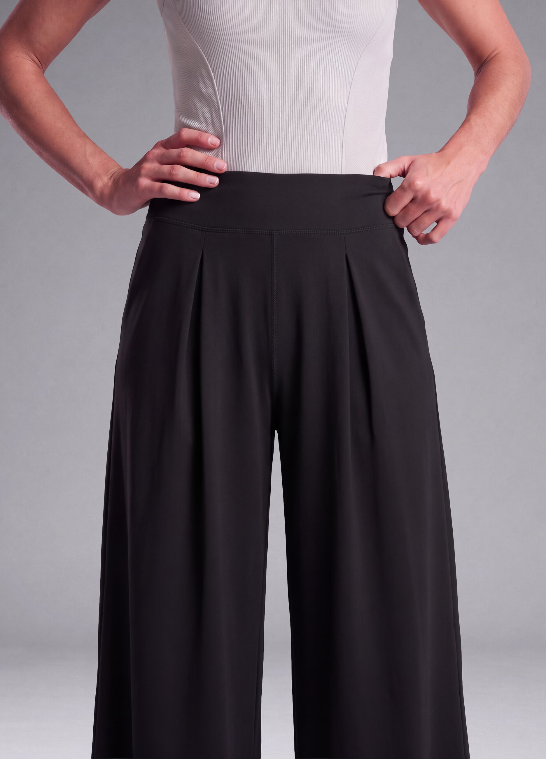 Pantaloni sportivi neri in tessuto elasticizzato wide leg ALTAVIA STUDIO ALTAVIA STUDIO