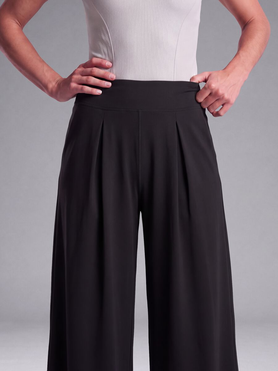 Pantaloni neri in tessuto elasticizzato wide leg_4
