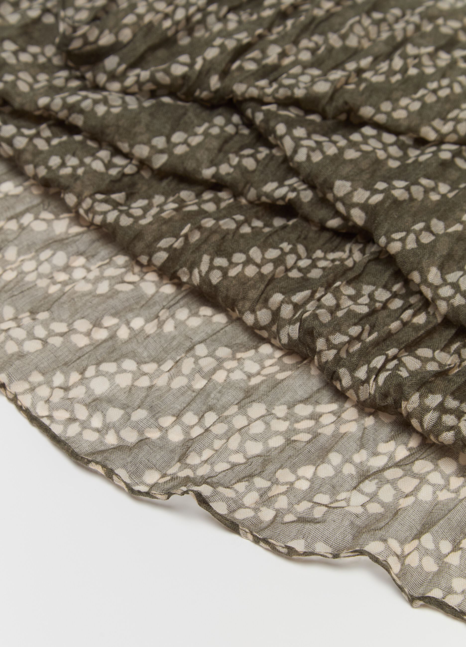 Pashmina effetto crinkle stampa all-over