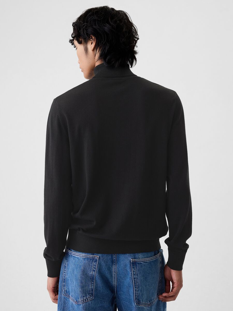 Merino wool pullover with high neck_2