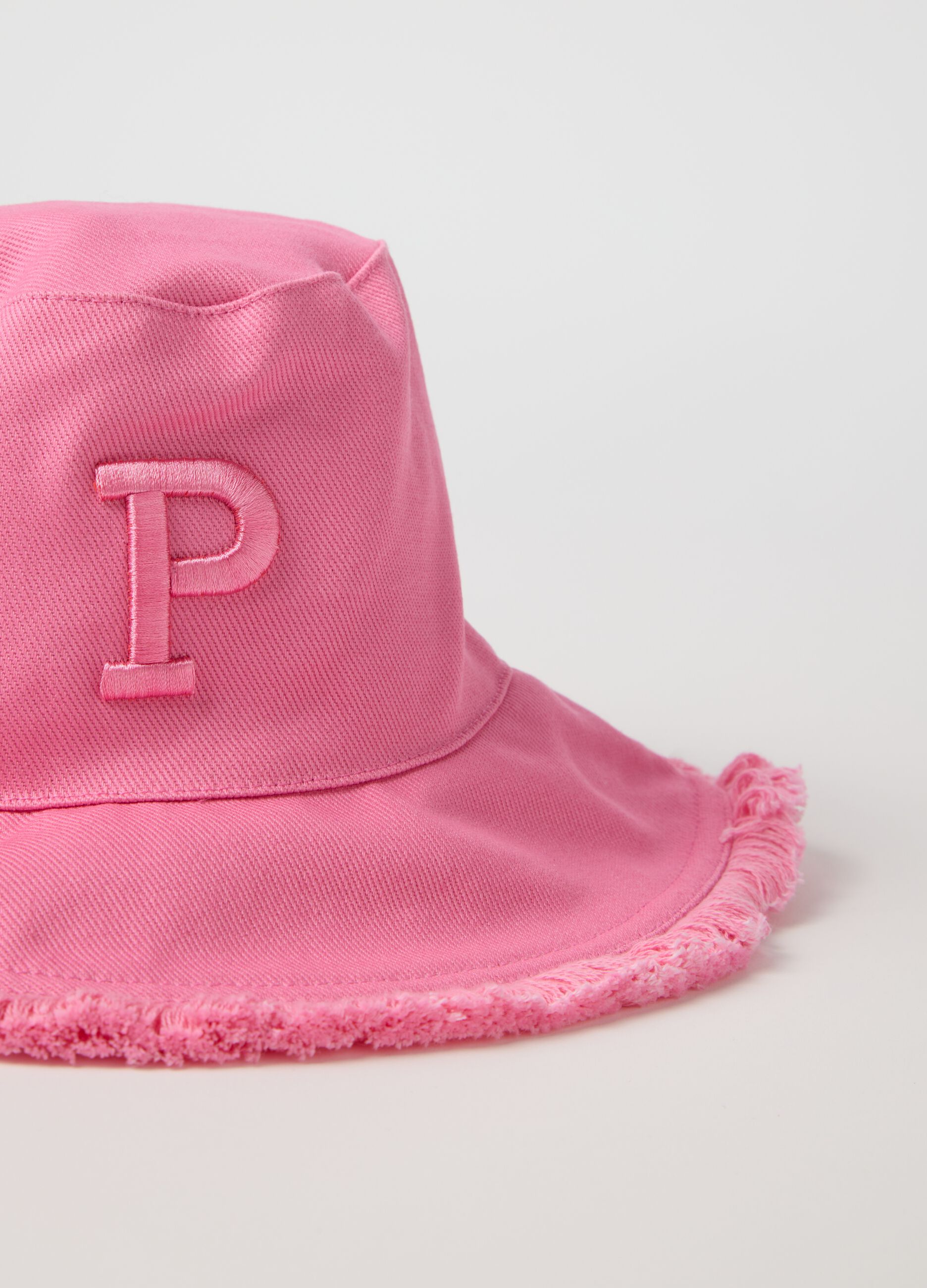 Cappello alla pescatora con ricamo logo