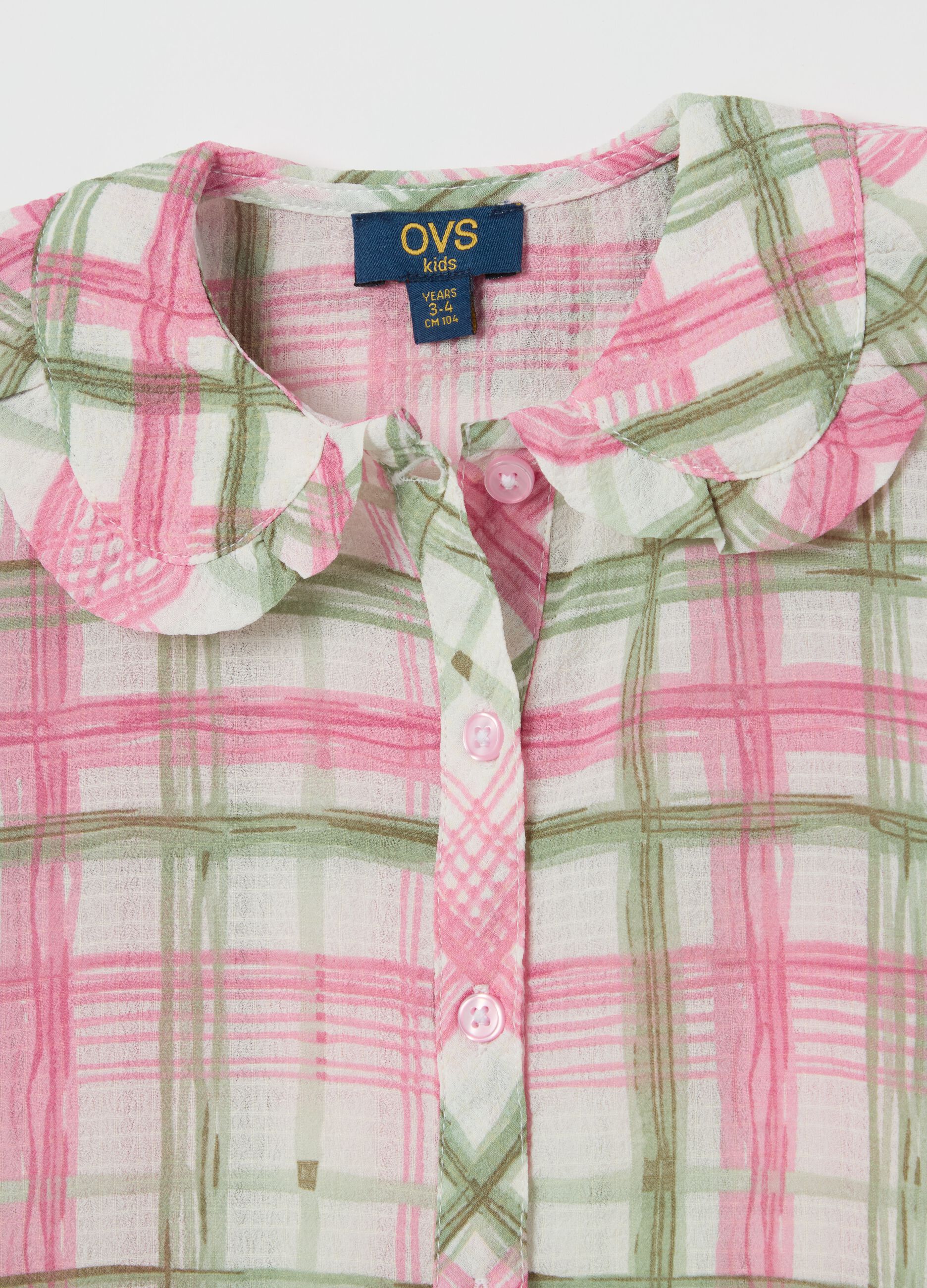 Short-sleeved shirt with check pattern