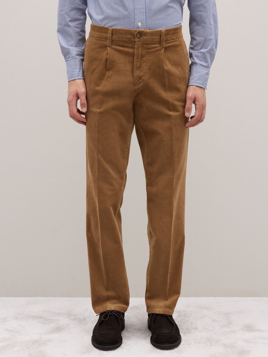 Brown cotton blend regular fit trousers_1