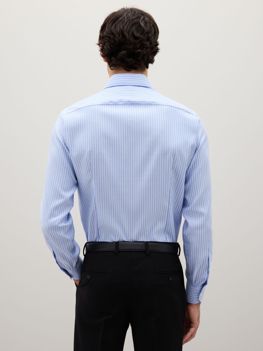 Camicia a righe bianche e azzurre in puro cotone slim fit_3