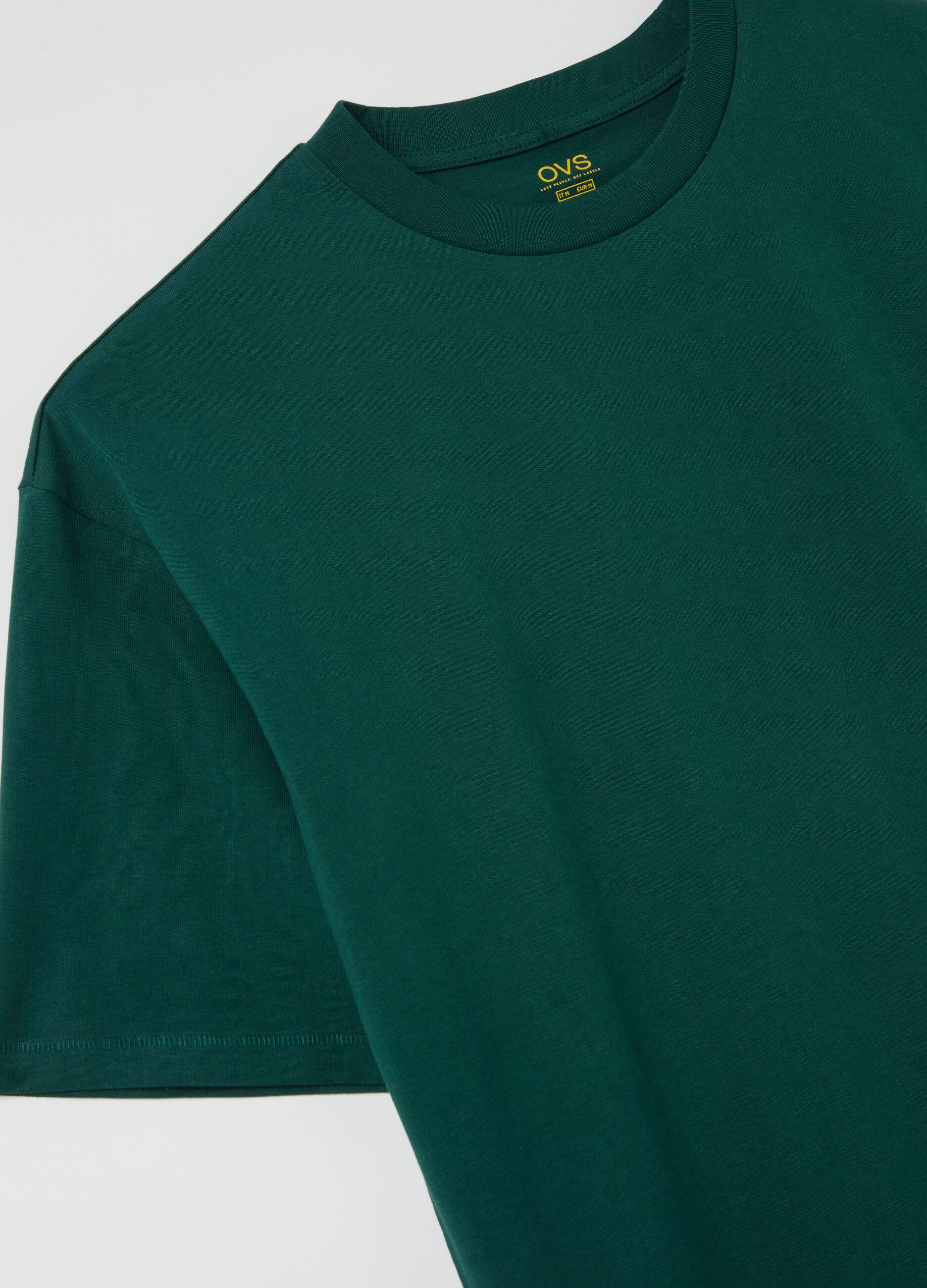 Solid colour T-shirt in organic cotton