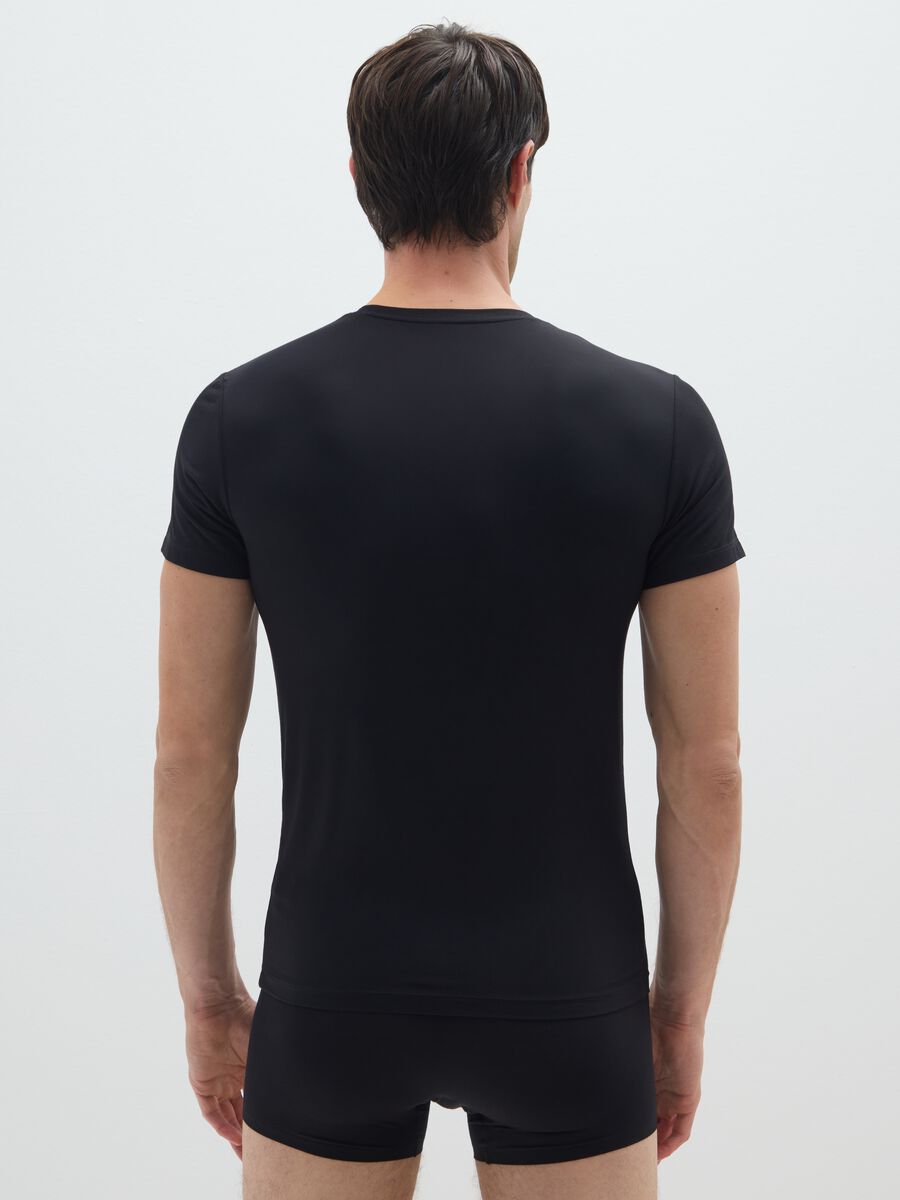 Black OVS Perform Stretch T-shirt_2