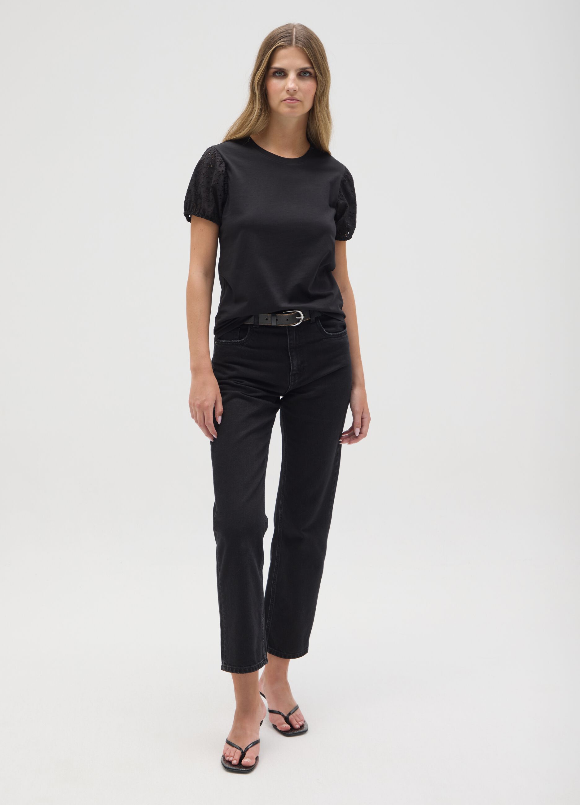 Women's black regular fit pure cotton T-shirt