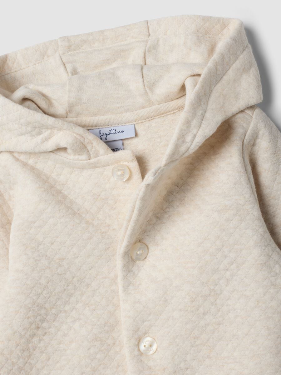 Tutina beige con cappuccio in misto cotone organico_2