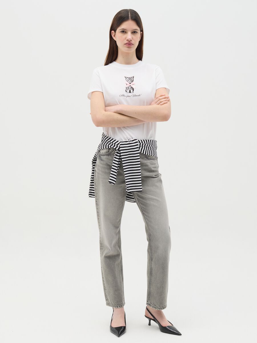 White T-shirt in cotton with "Attenzione mordo!" kitten print_1
