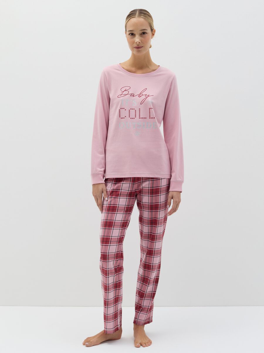 Pyjamas with "Baby It's Cold Outside" print_0