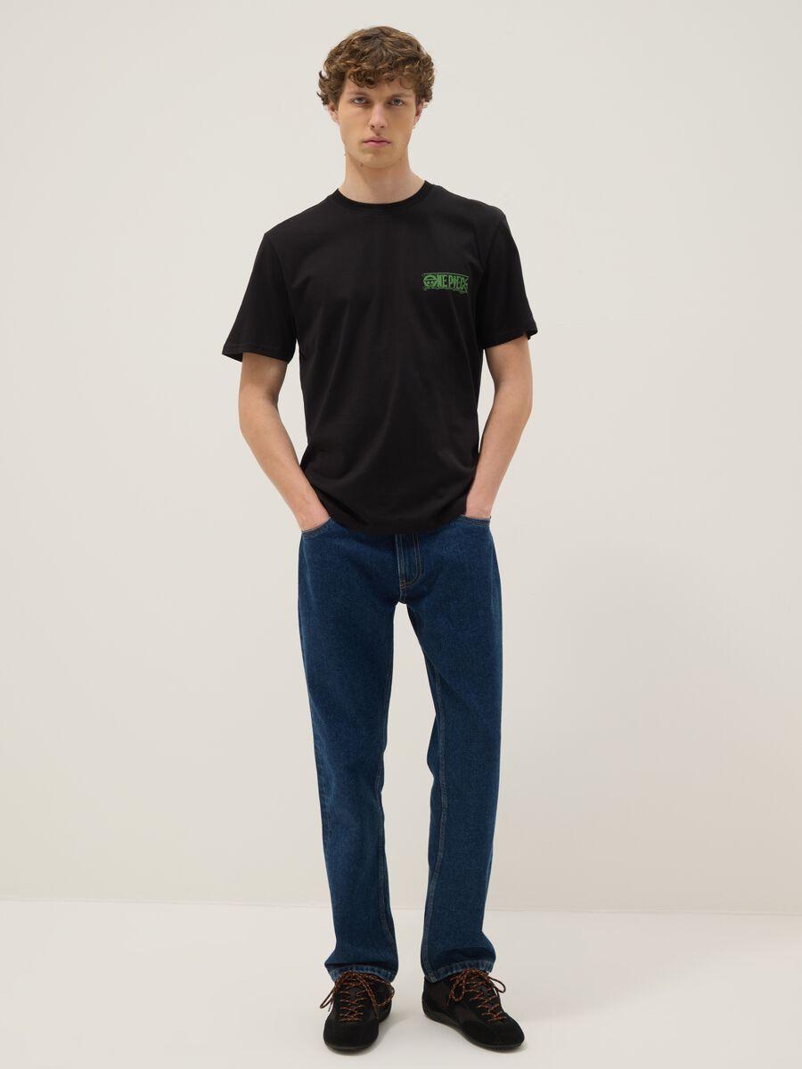 T-shirt nera con stampa One Piece in puro cotone relaxed fit_1