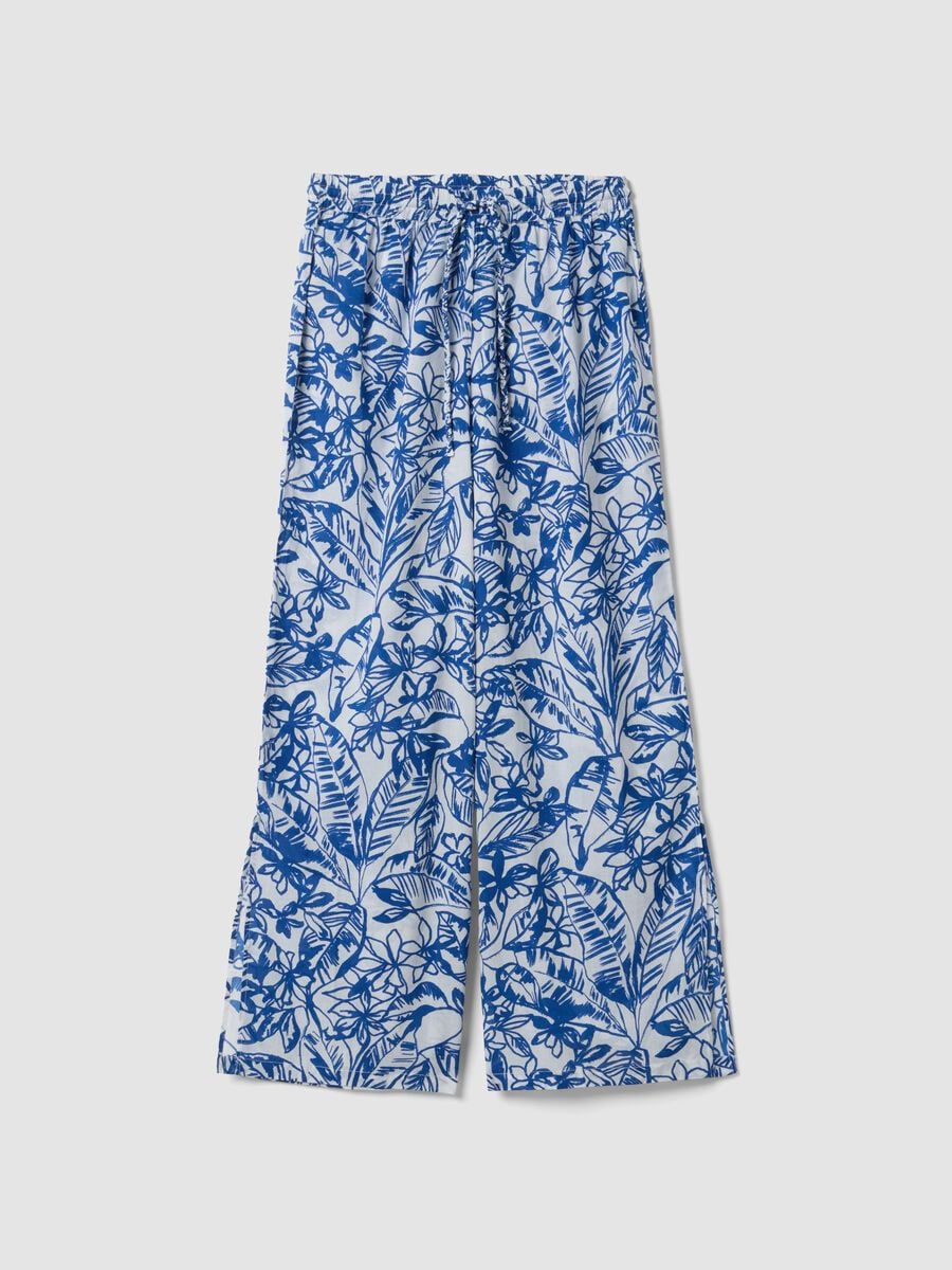Pantaloni blu e bianchi in cotone organico con stampa floreale_4