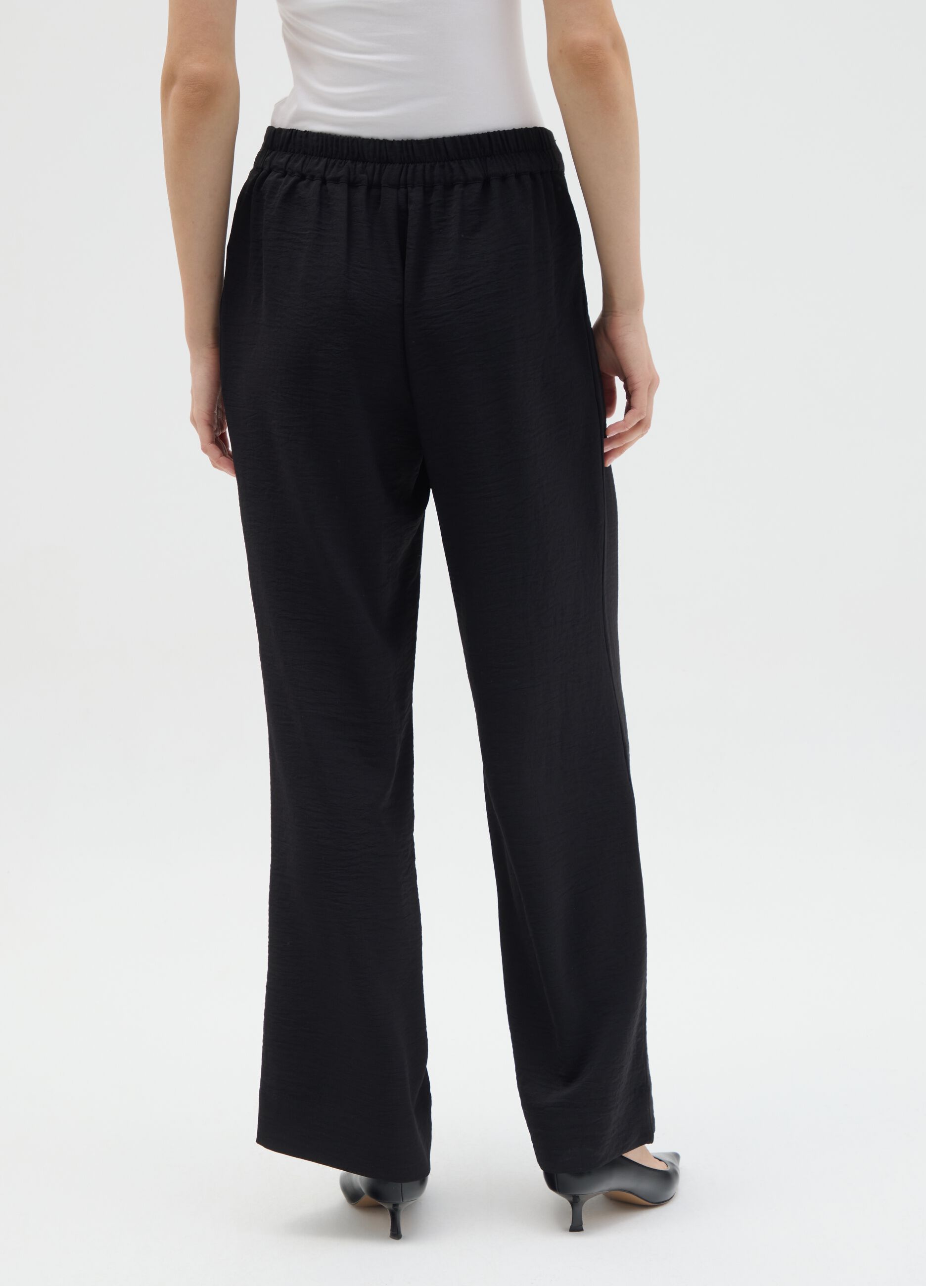 Women's Black Regular Fit Trousers
