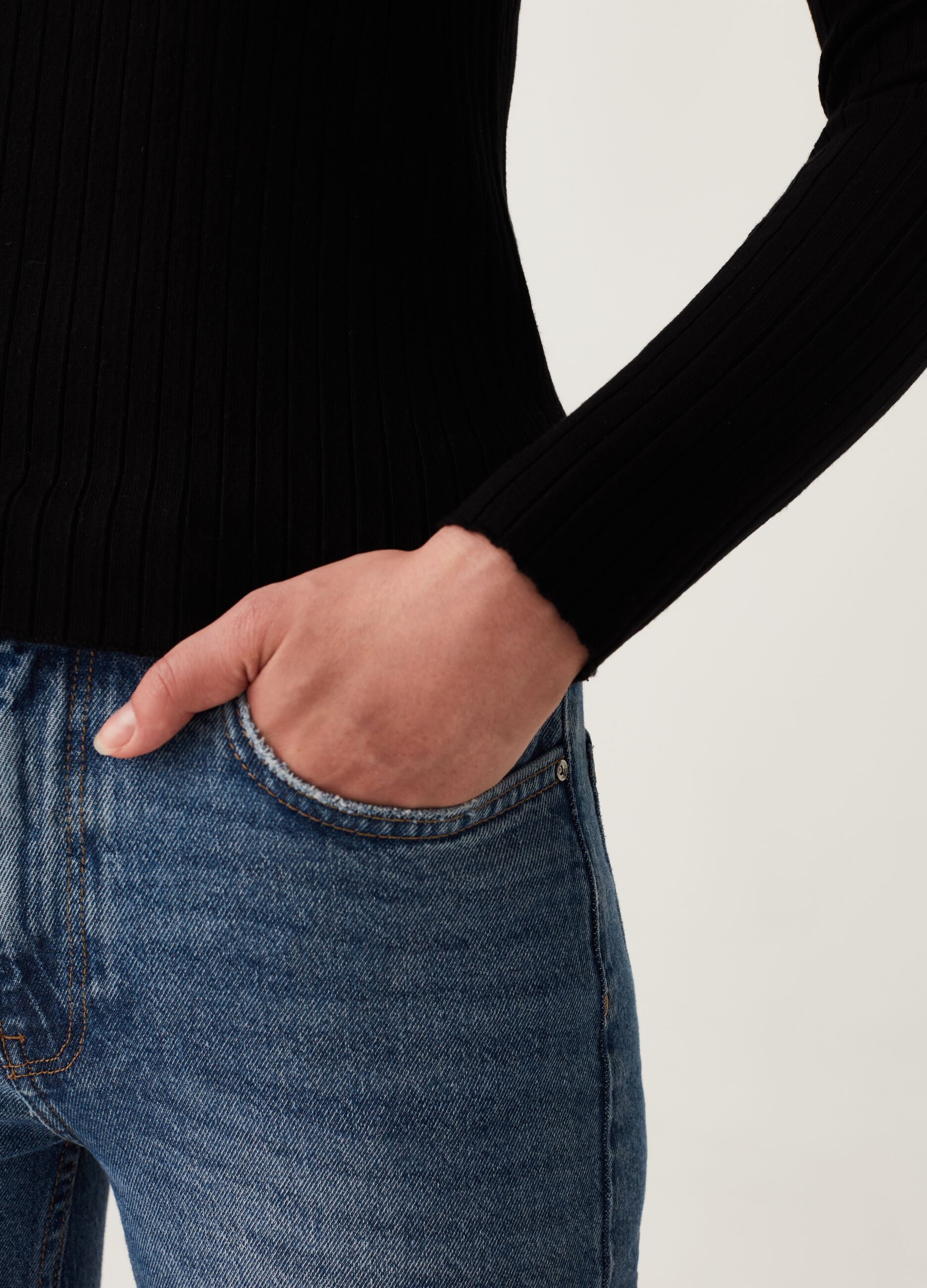 Pullover mock neck a coste piatte_3