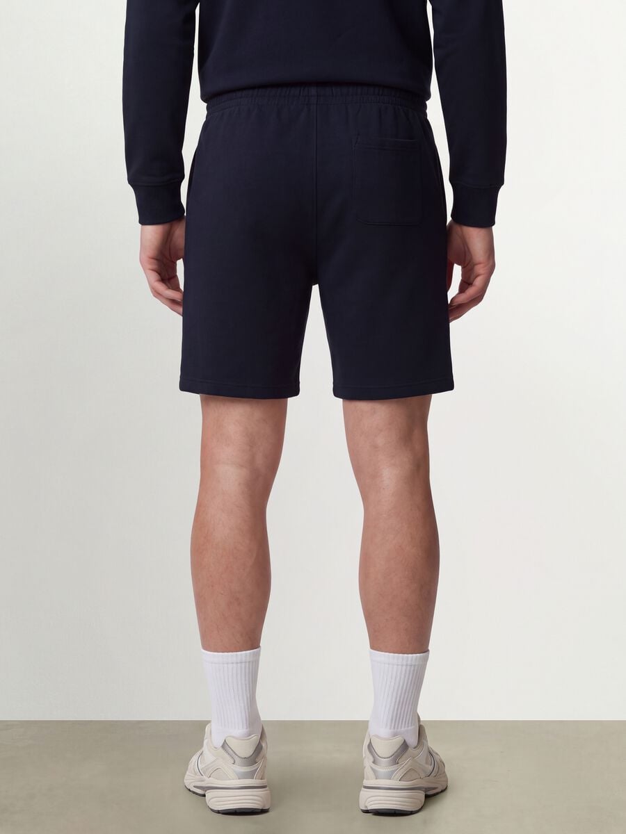 Navy cotton-blend shorts with elasticated waistband, regular fit_3