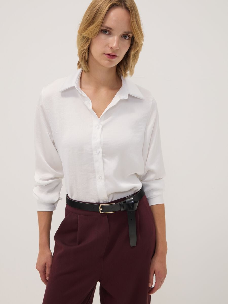 Camicia bianca regular fit con colletto classico_0