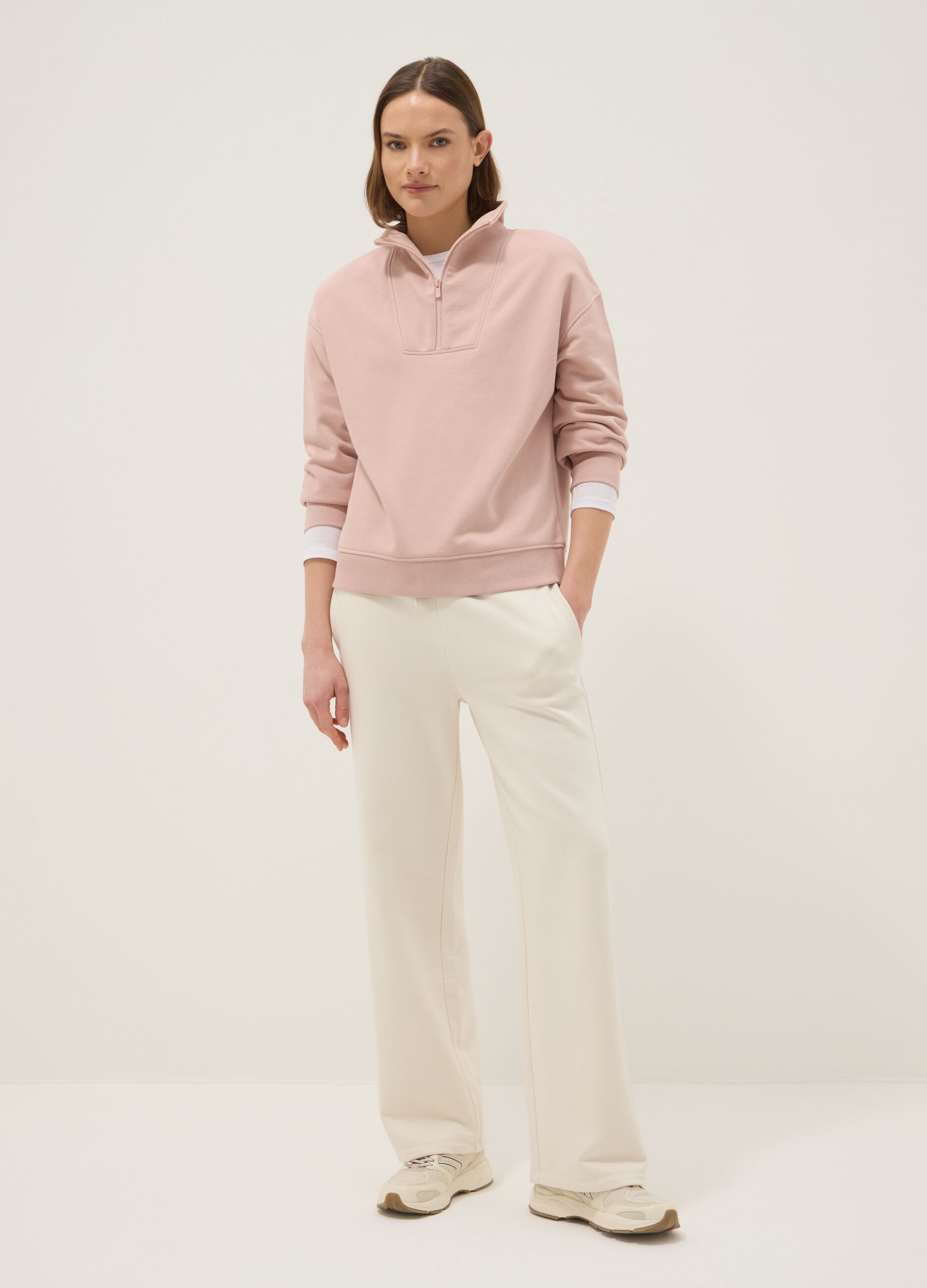Felpa in misto cotone rosa regular fit con mezza zip e collo alto