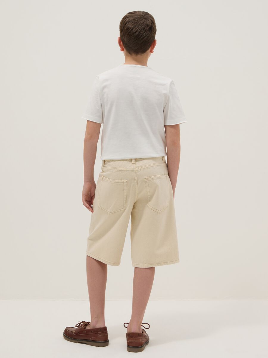 Shorts baggy in puro cotone beige da ragazzo_1