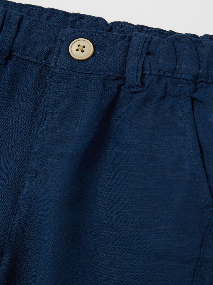 Blue shorts with elastic at the waist_2