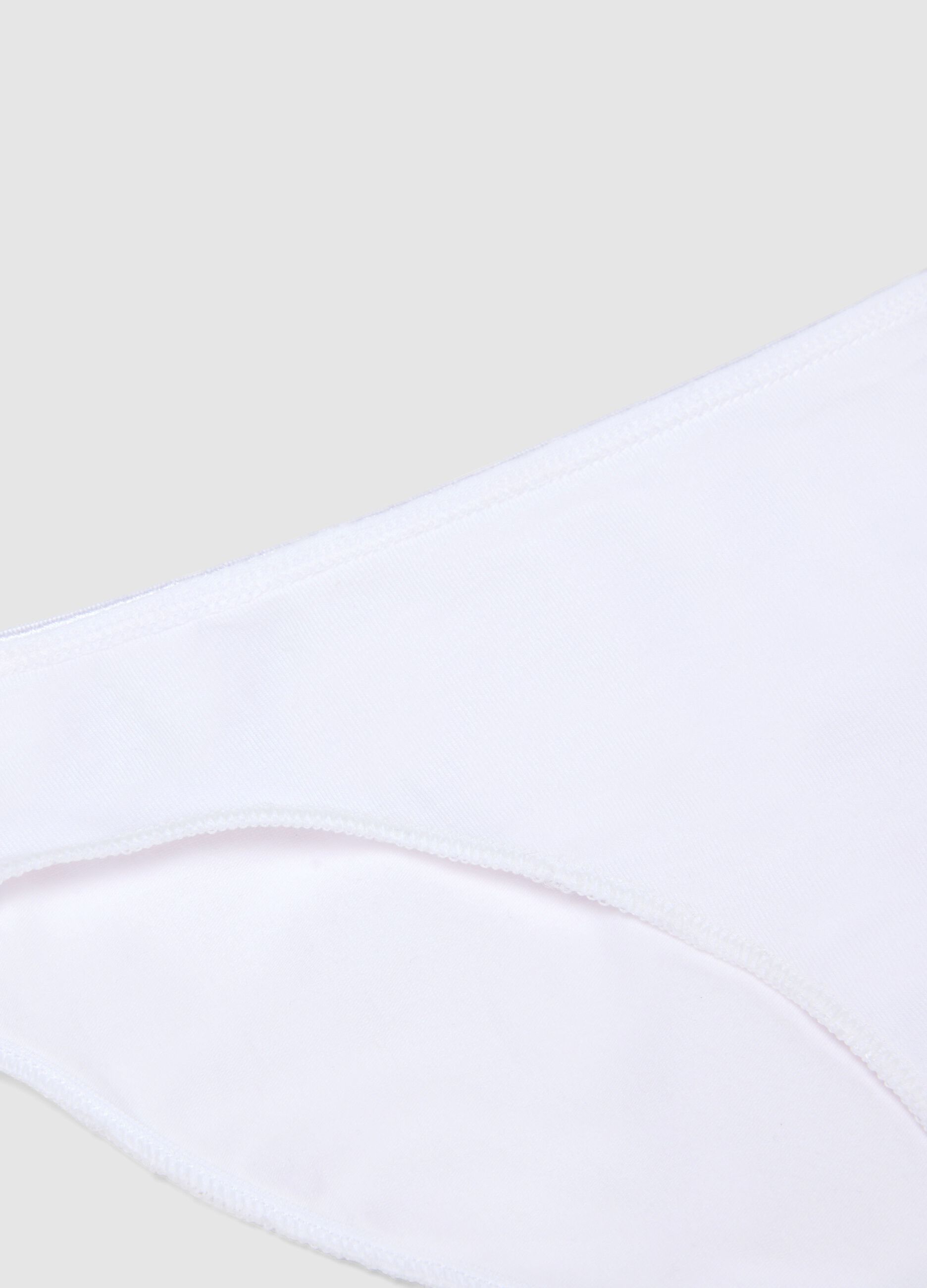 White Stretch Cotton Briefs Regular Fit for Girls