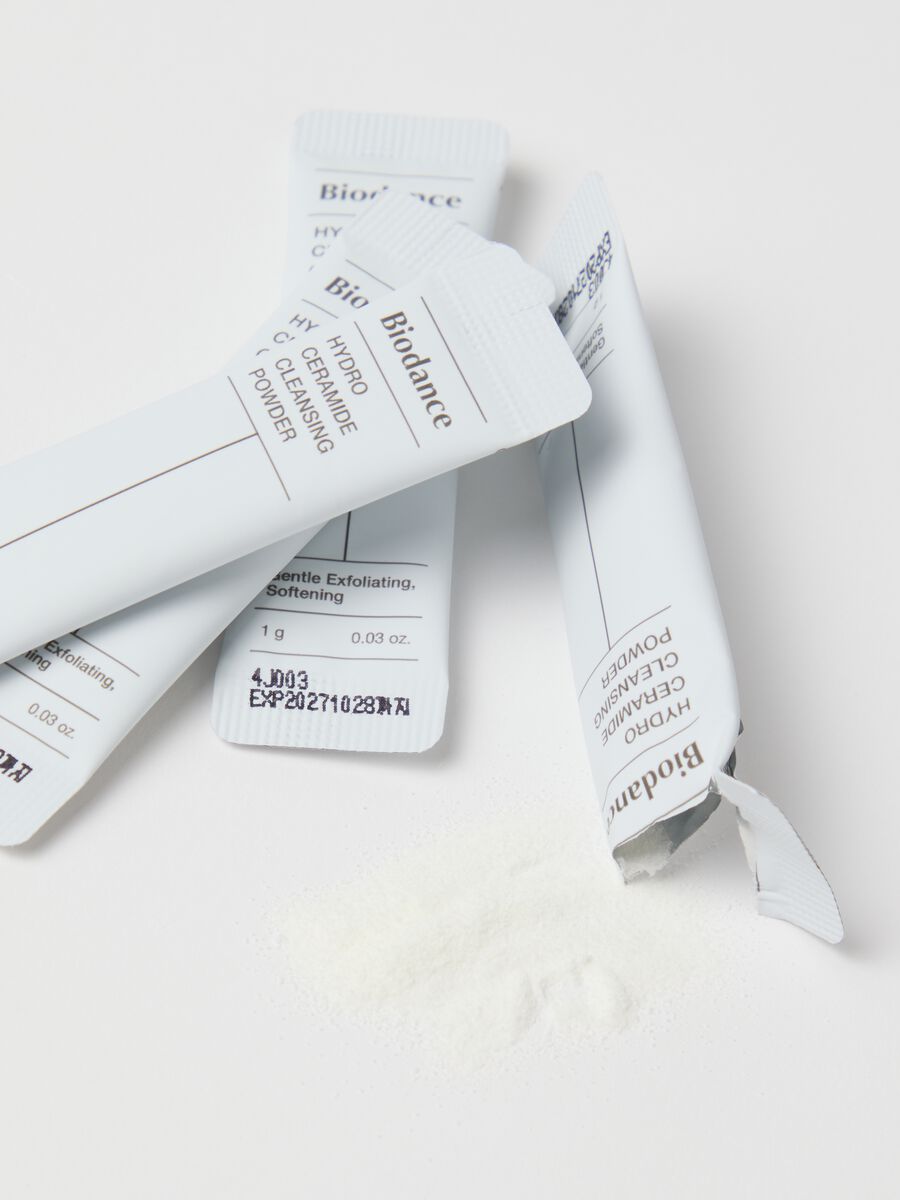 Cleaning and moisturising powder_2
