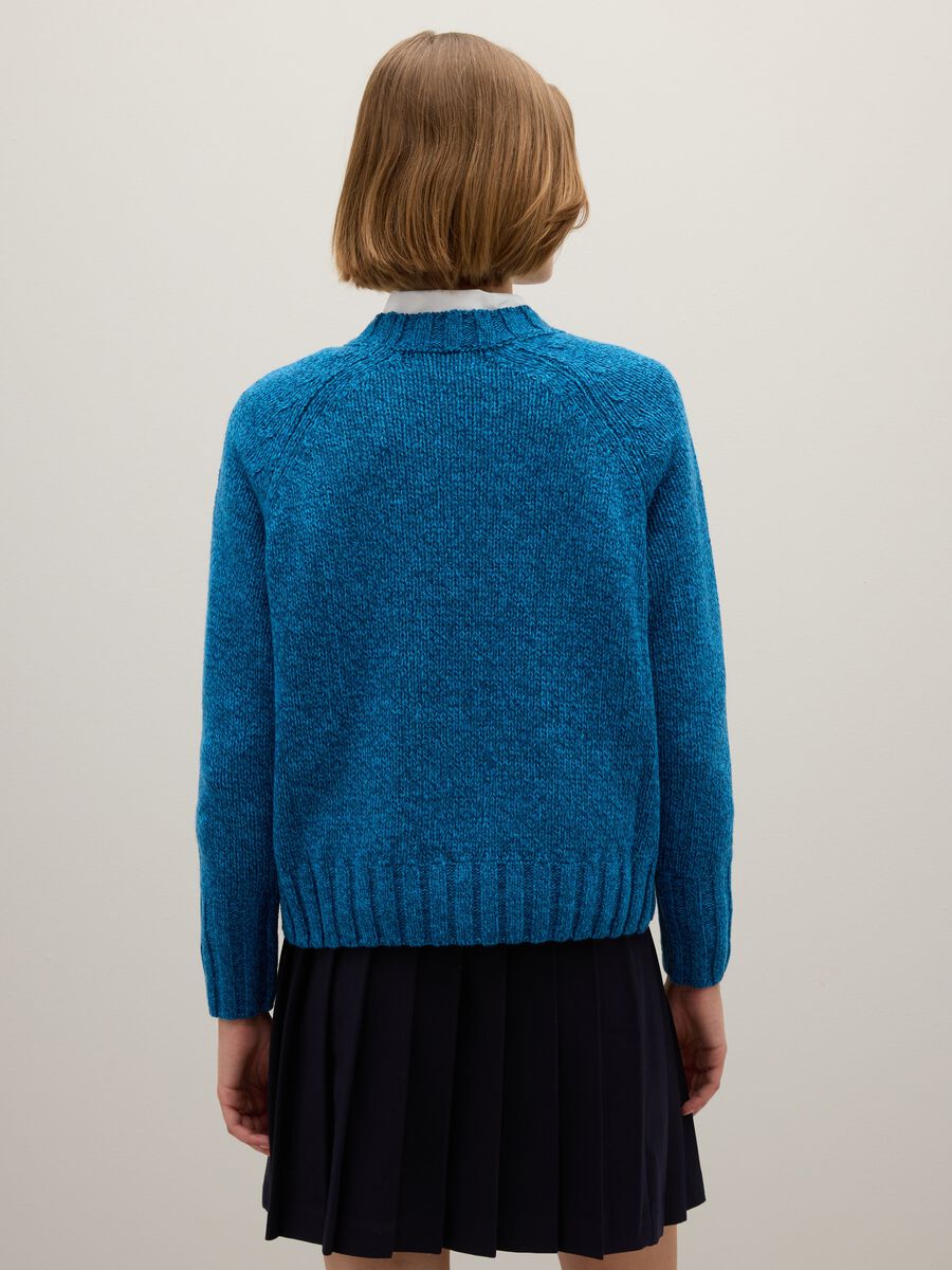 Pullover blu con collo rotondo e lavorazione a maglia jersey_3