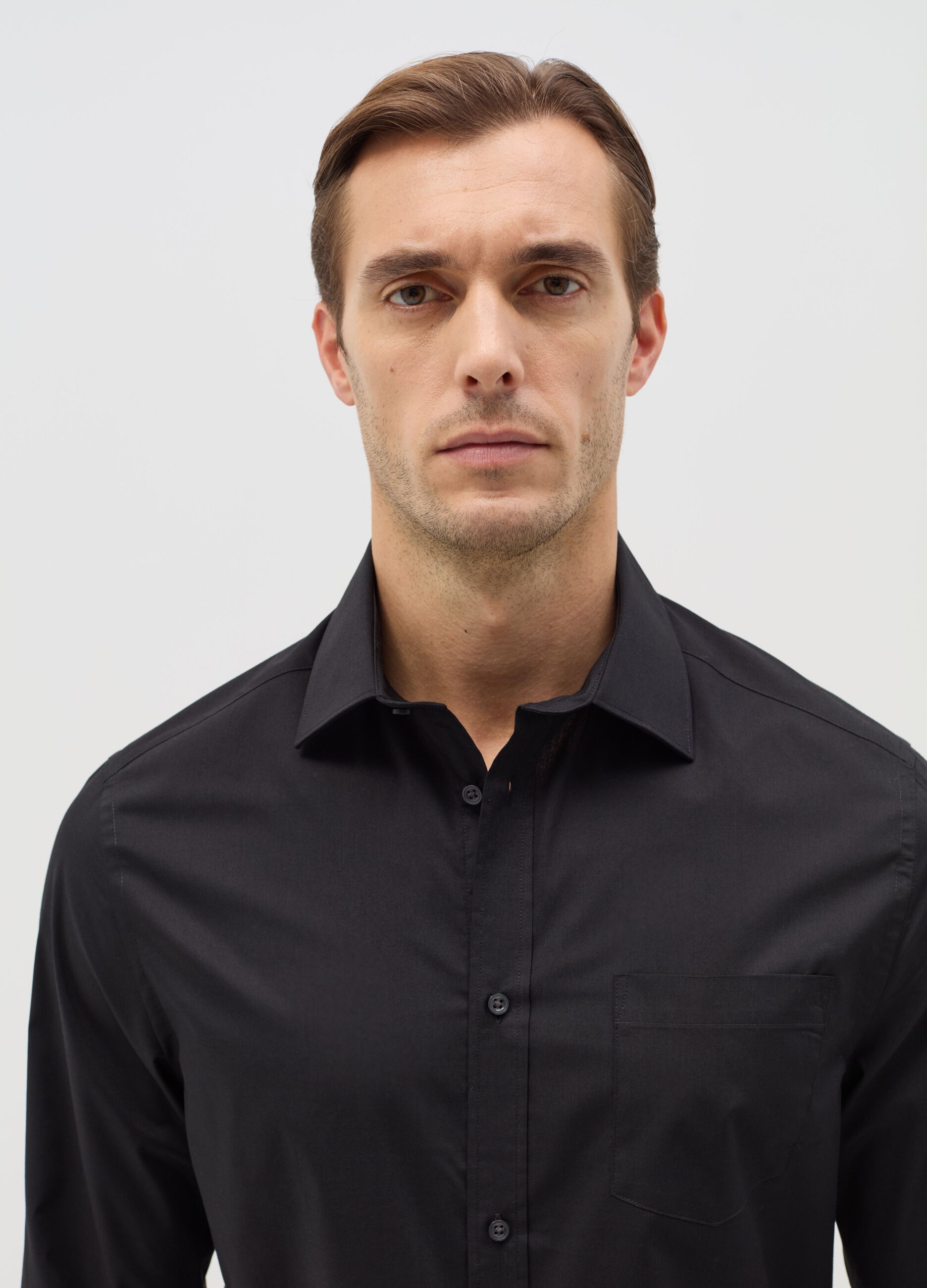 Regular-fit easy-iron shirt with pocket