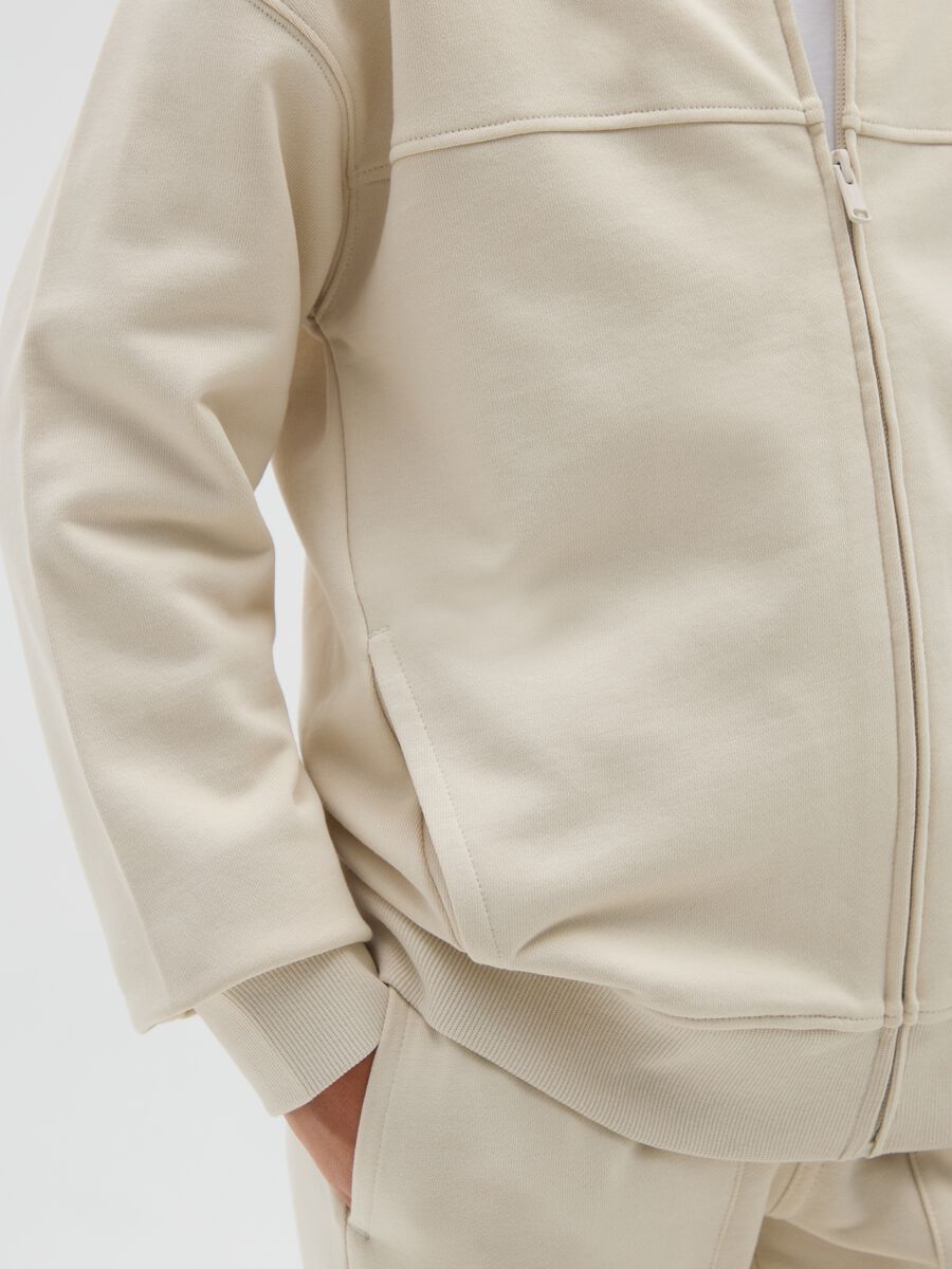 Boys' beige pure cotton hoodie regular fit_2