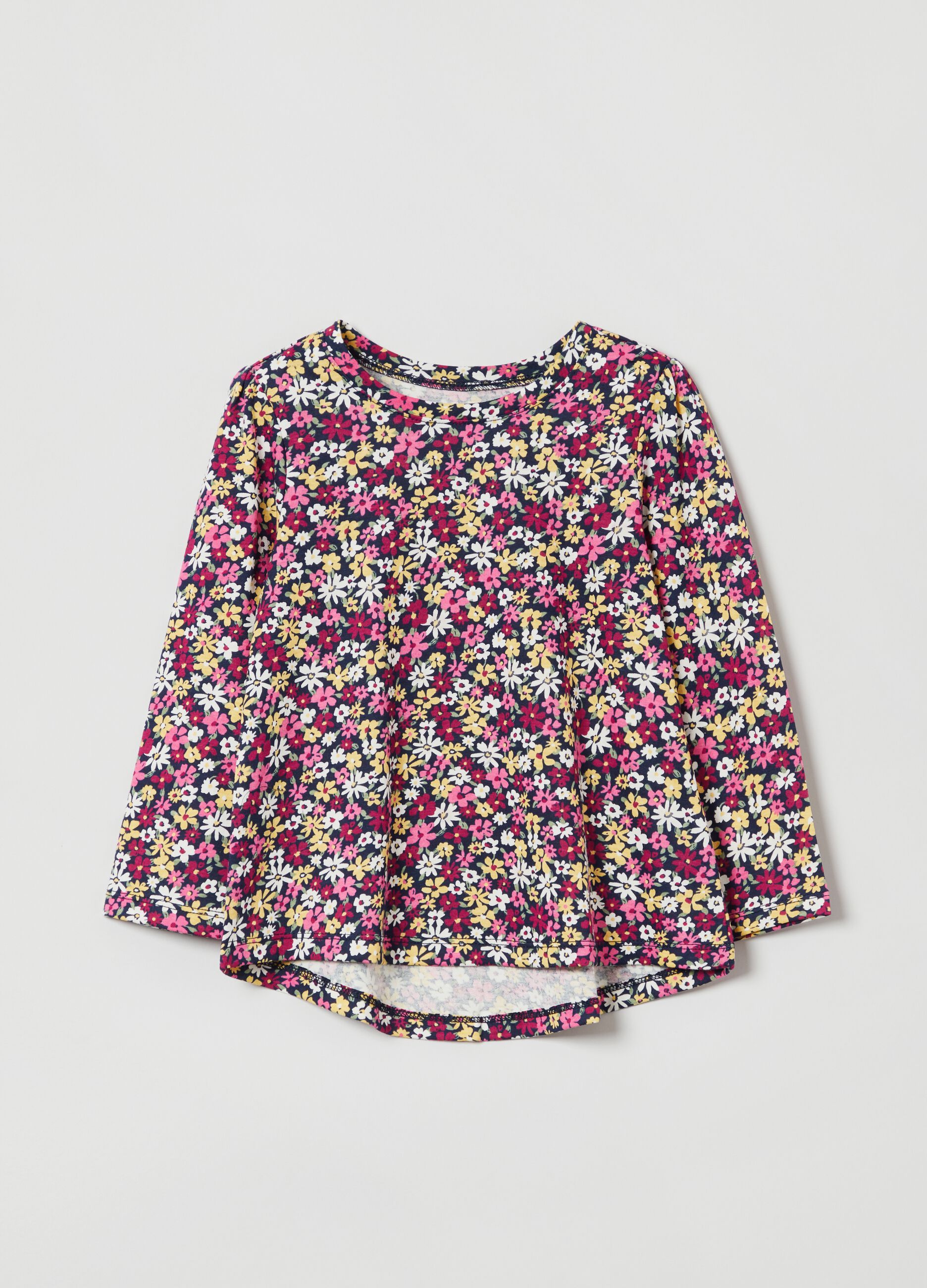 T-shirt with floral print and long sleeves