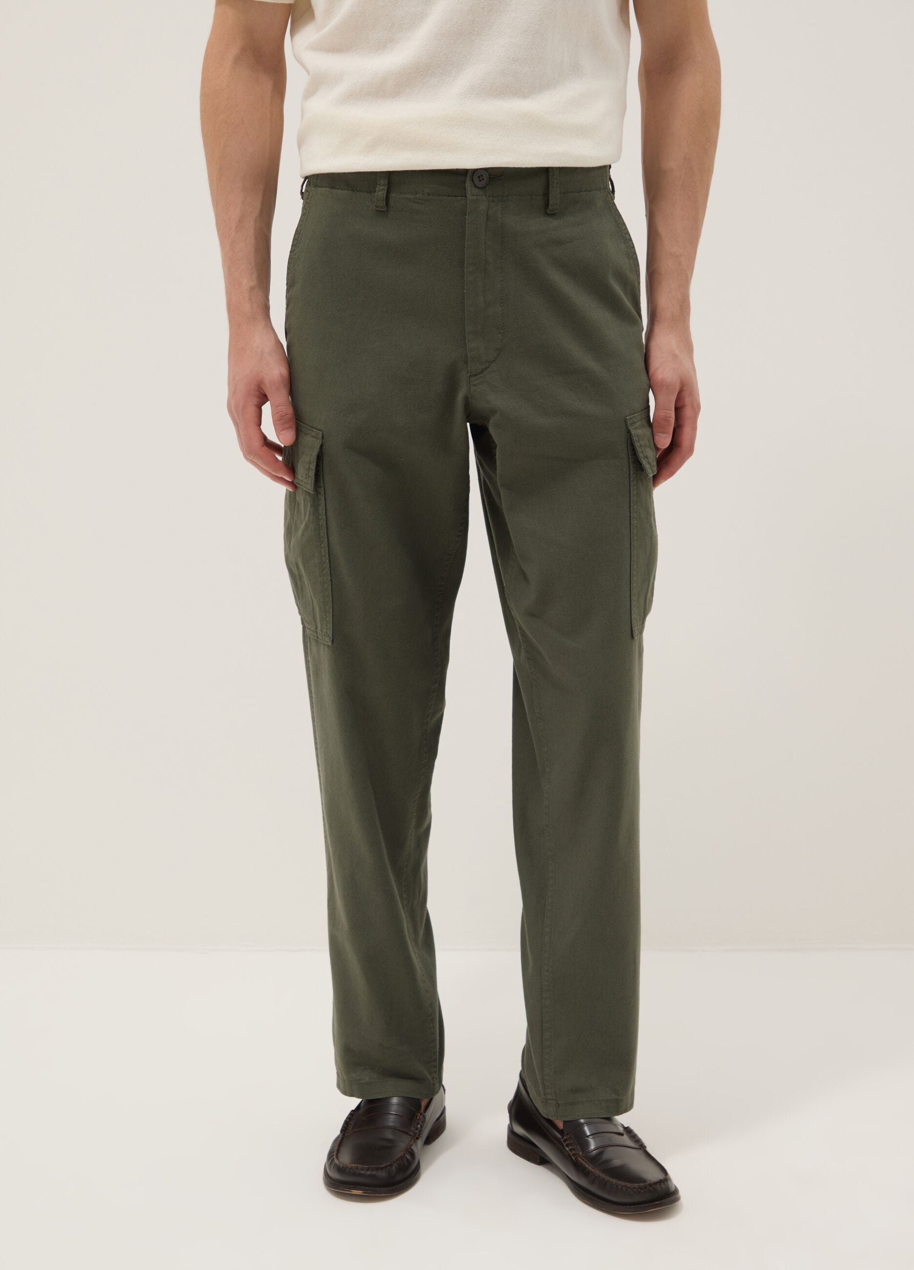 Green regular-fit linen and cotton-blend cargo trousers