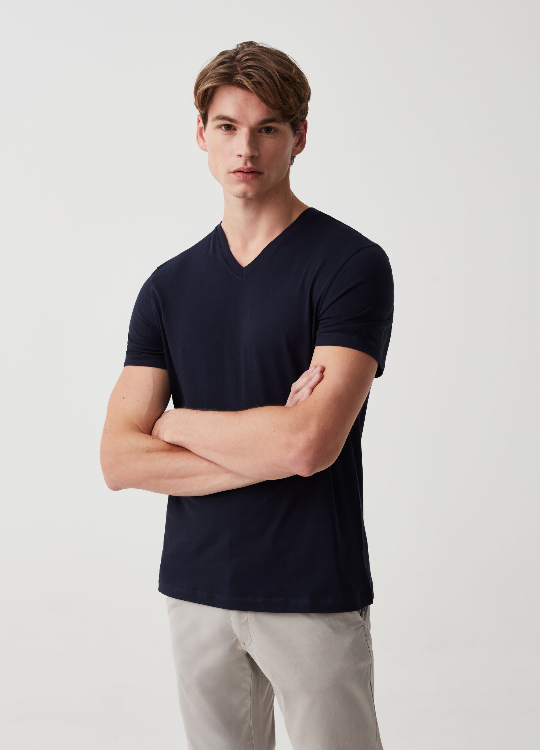 Organic cotton T-shirt with V neck