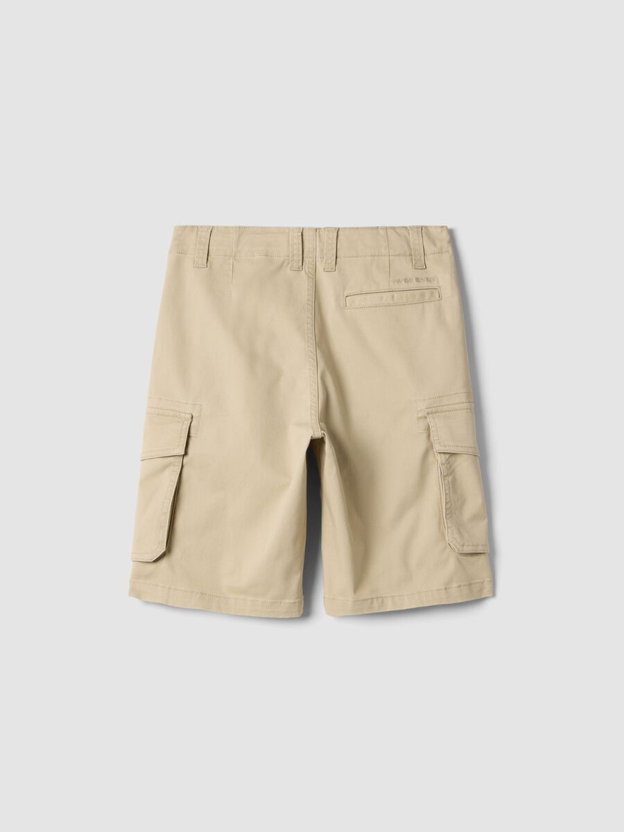 Shorts cargo in cotone elasticizzato beige da ragazzo regular fit_1
