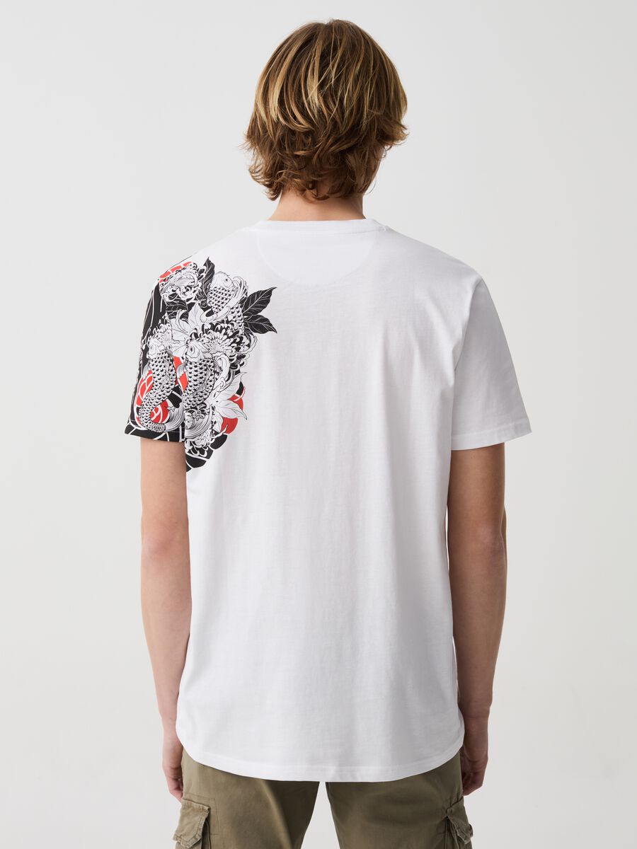 T-shirt with Japanese carp print_2