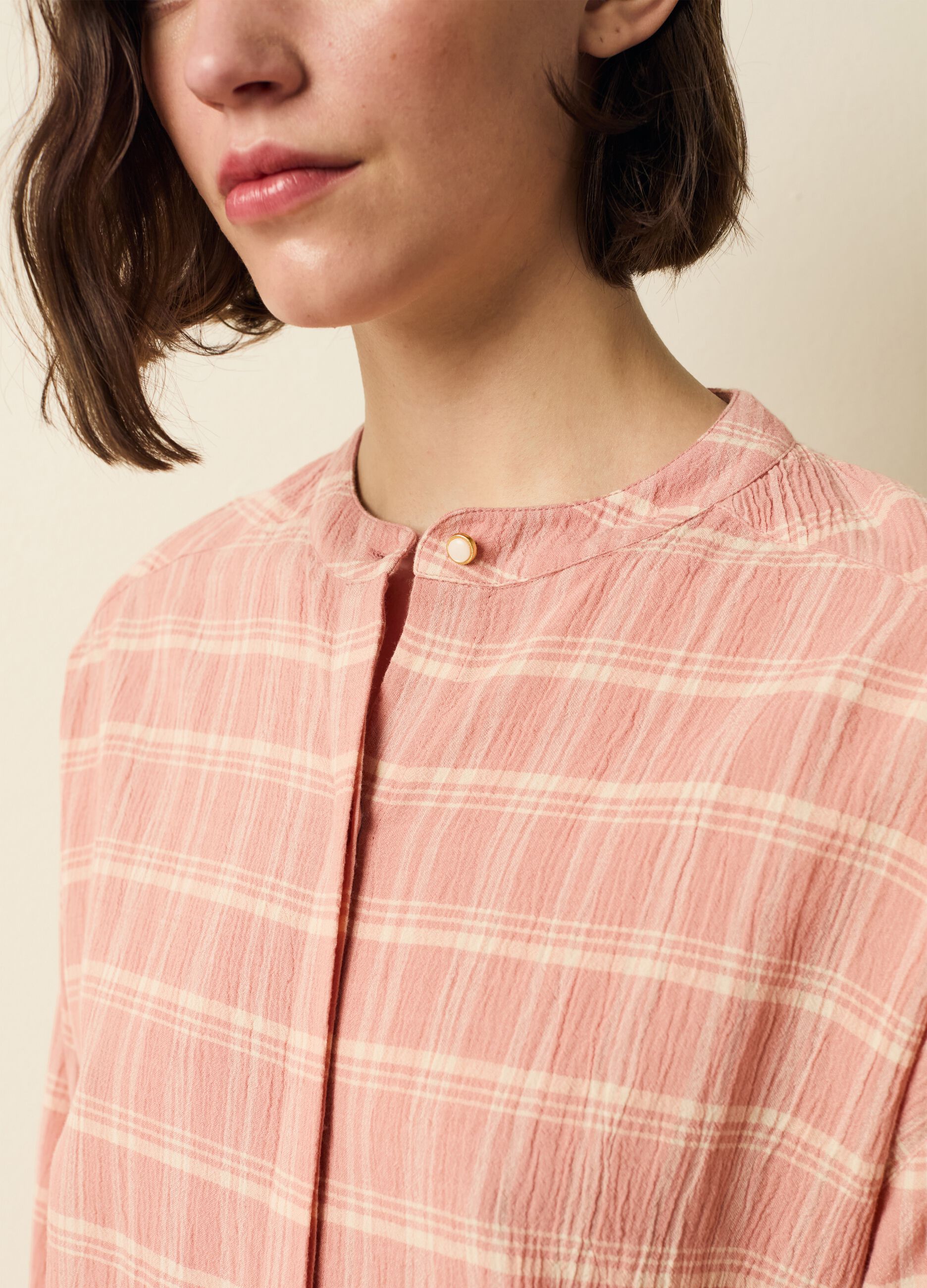 Shirt in crêpe with check pattern