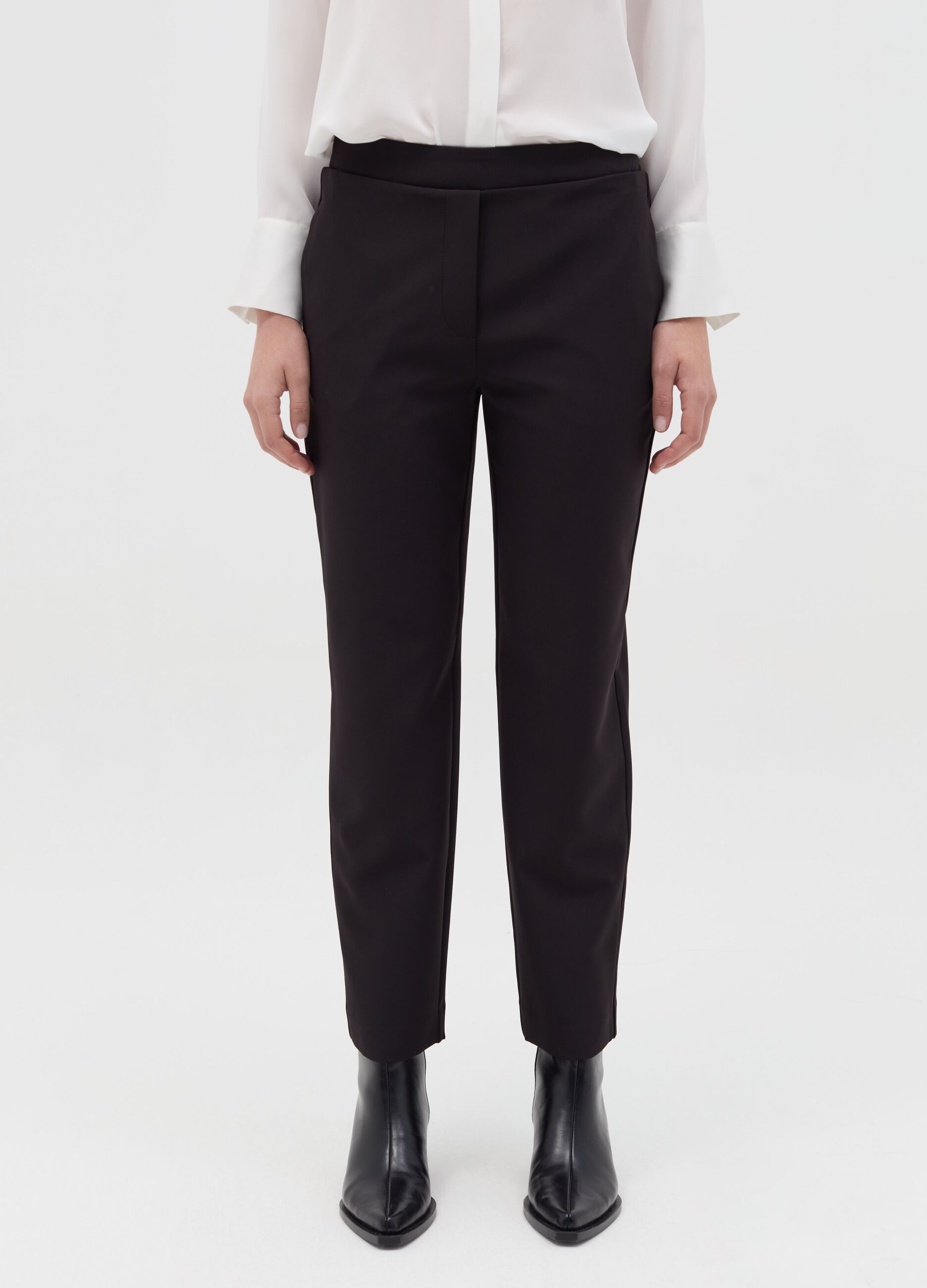 Slim-fit ankle-length trousers