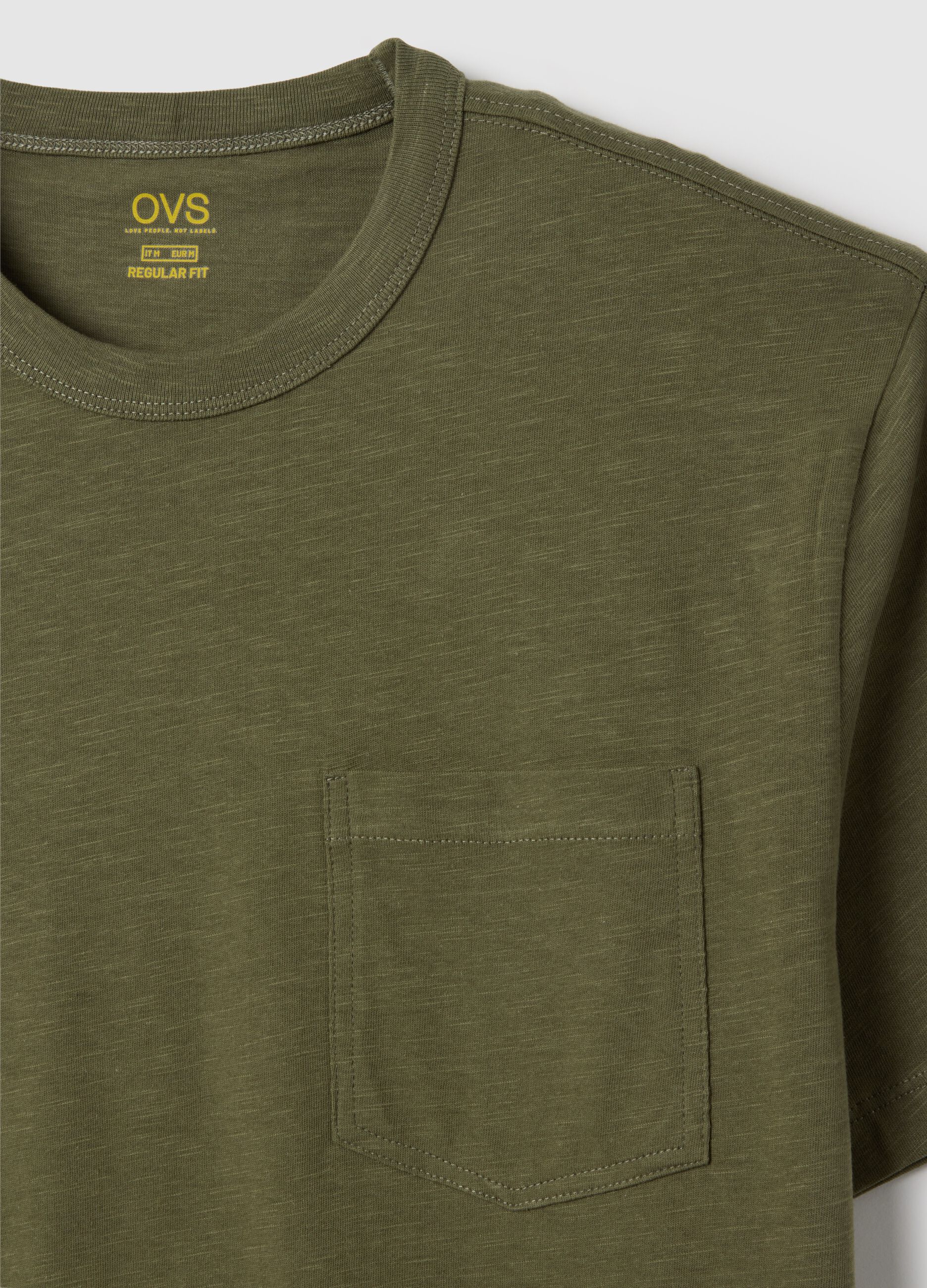 T-shirt da uomo in puro cotone verde regular fit con taschino