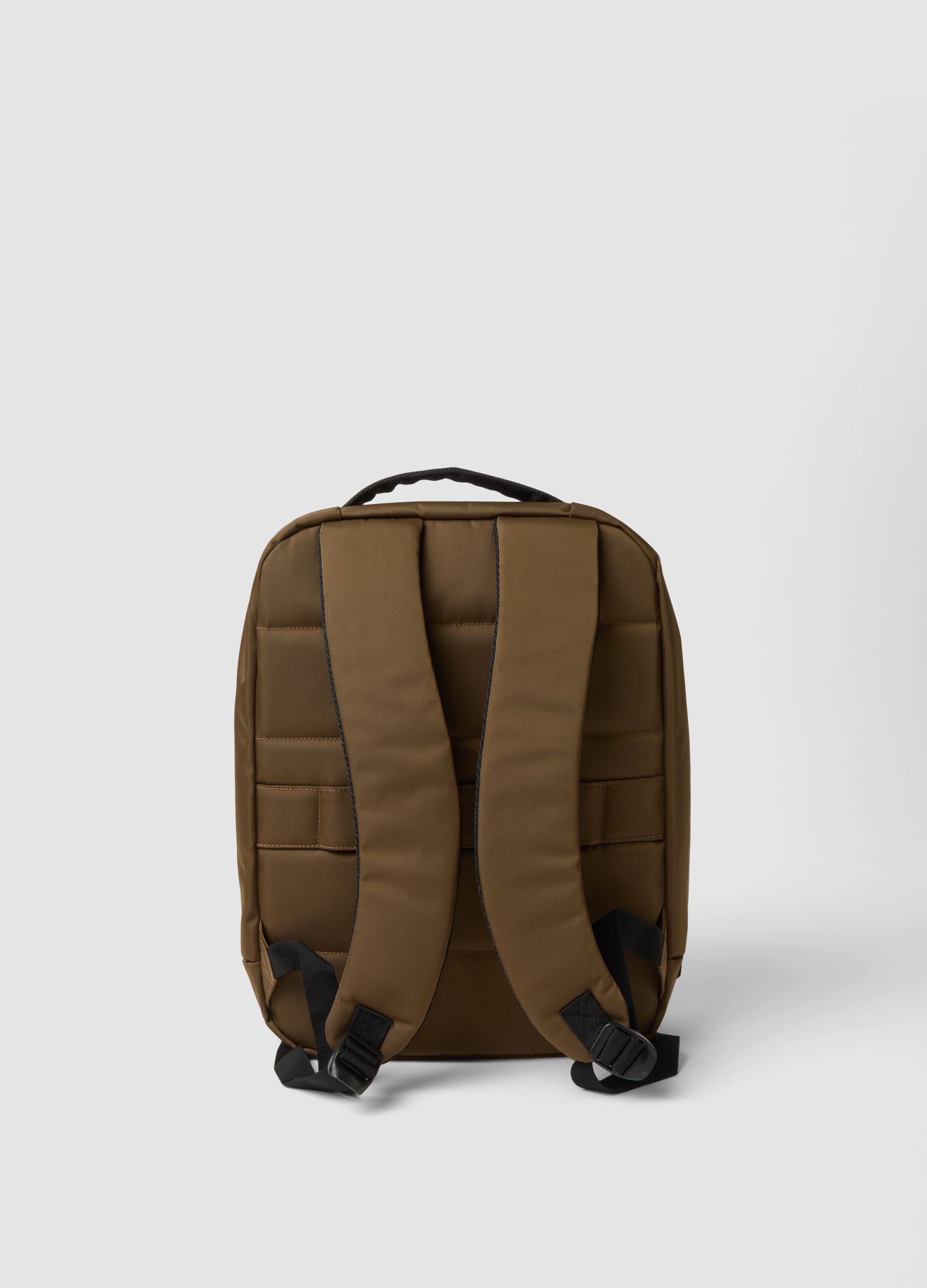 Brown water-repellent backpack with front pocket and padded shoulder straps