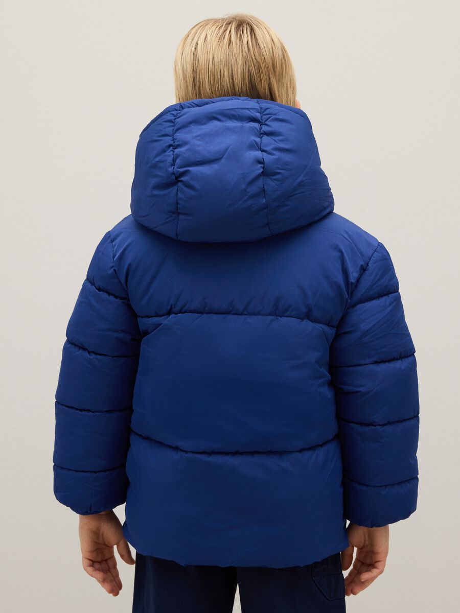 Giacca imbottita blu da bambino con zip_1