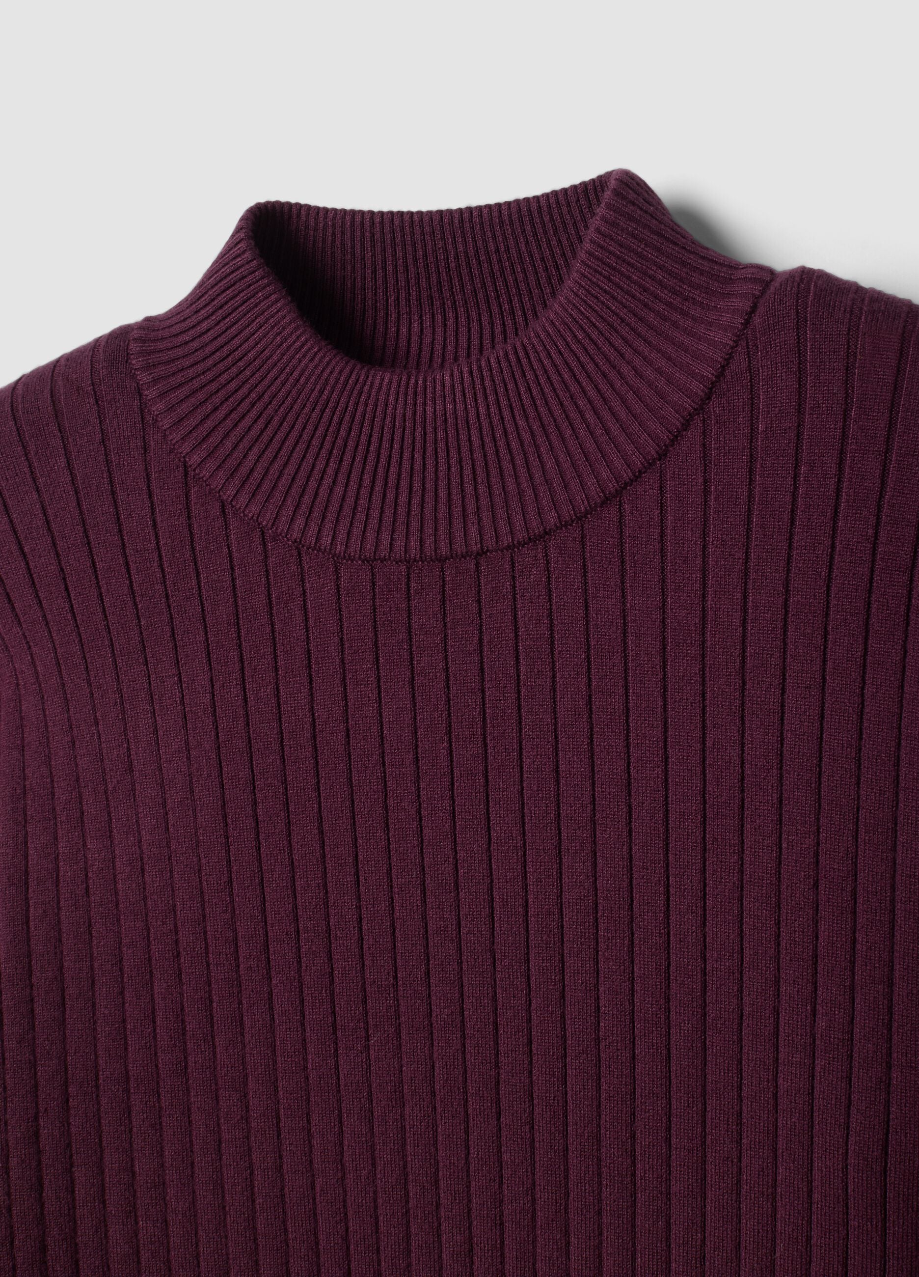 Purple ribbed viscose-blend top with high neck