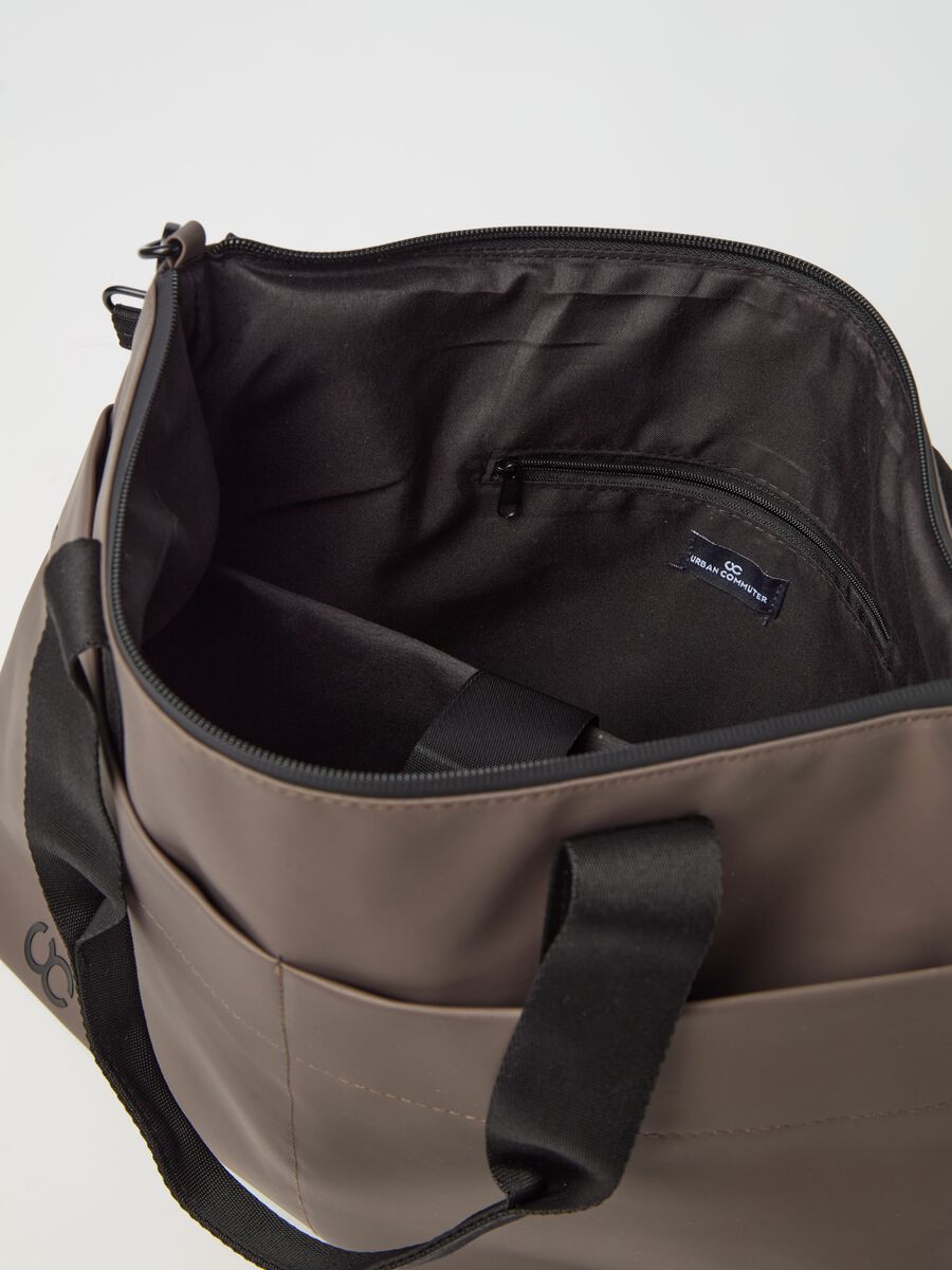 Shopping bag with shoulder strap_2