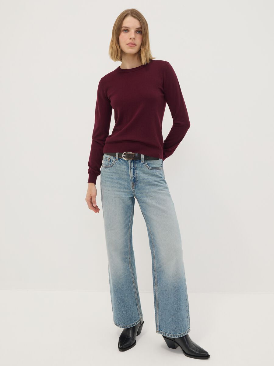 Burgundy crew-neck wool-blend jumper, regular fit_2