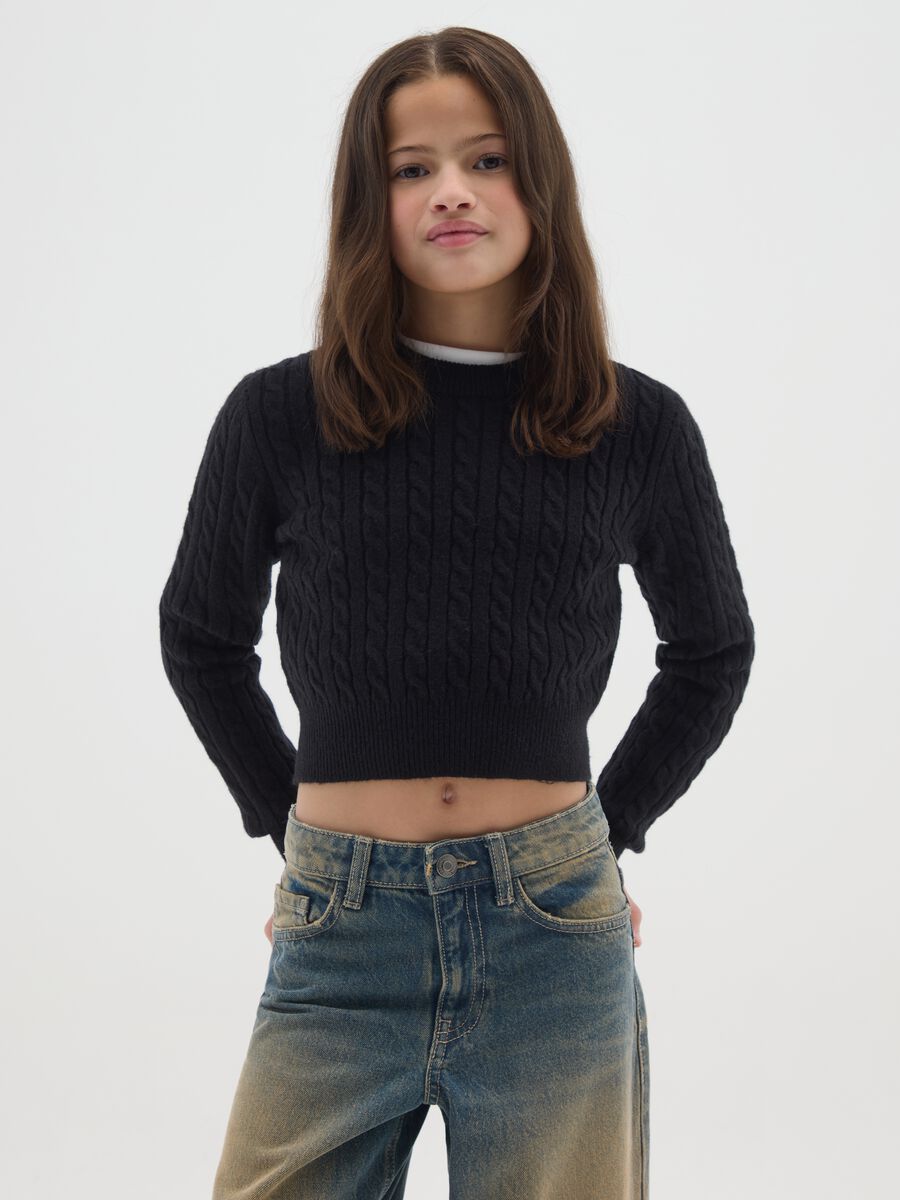 Maglione girocollo nero da ragazza con motivo a treccia regular fit_0