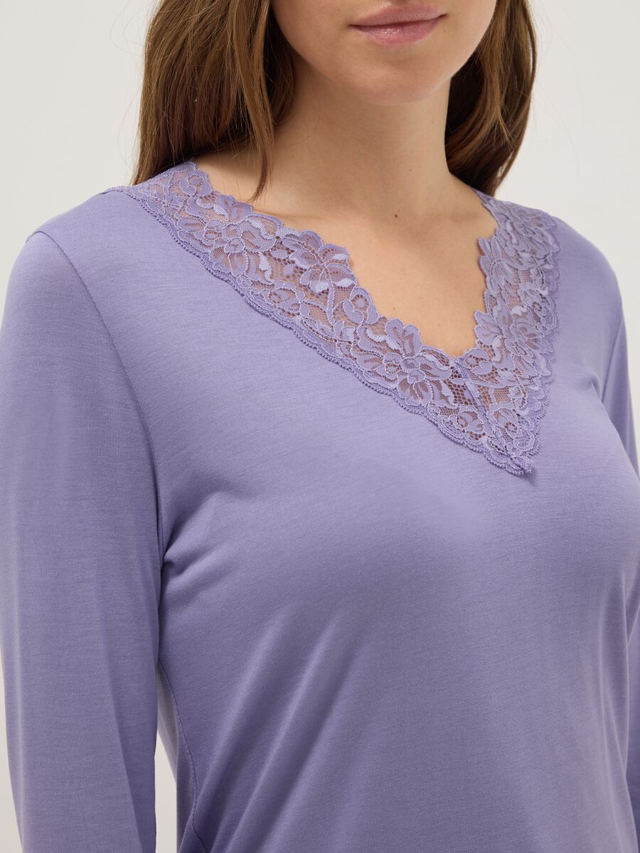 Maglia da notte viola con scollo a V in pizzo regular fit_3