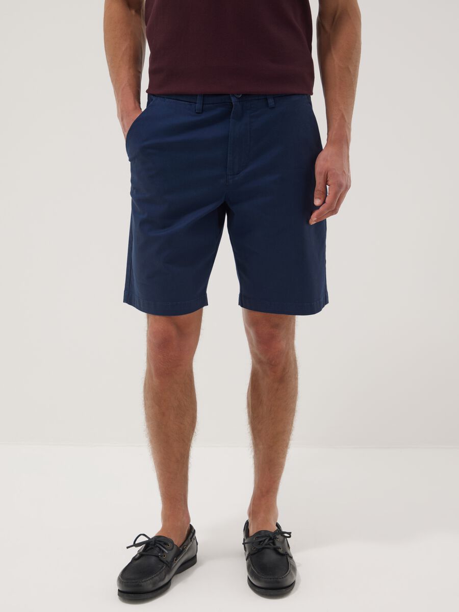 Blue chino bermuda shorts in stretch cotton_1