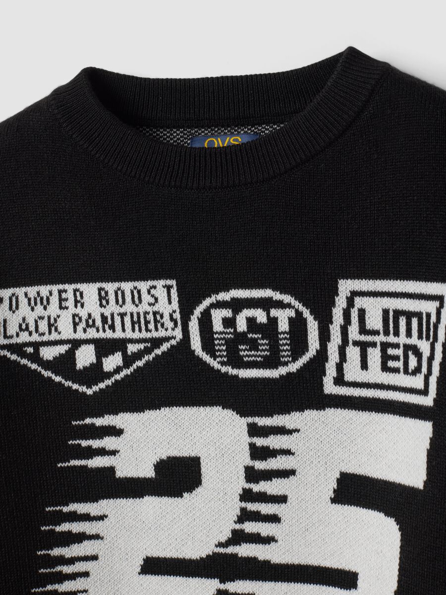 Maglia nera girocollo con stampa jacquard_2
