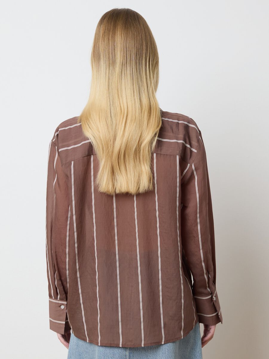 Striped shirt_3