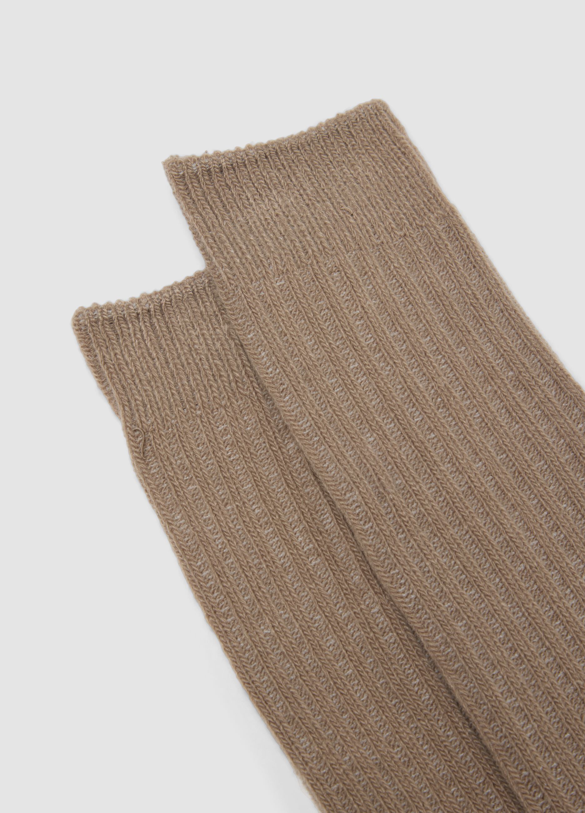 Beige ribbed stretch-fabric socks