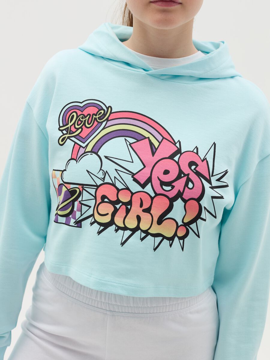 Crop sweatshirt with hood and print_2